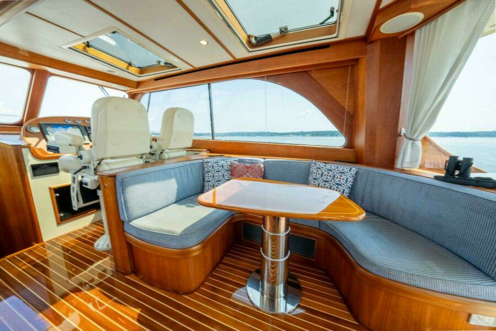 2012 Hinckley Talaria 48 - Image 33