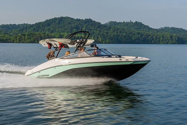2026 Yamaha Boats AR195 - 5