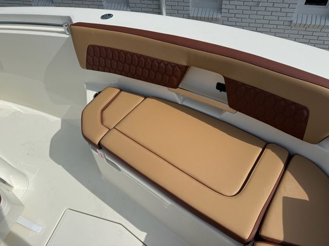 2027 Cobia 245 Center Console - 20