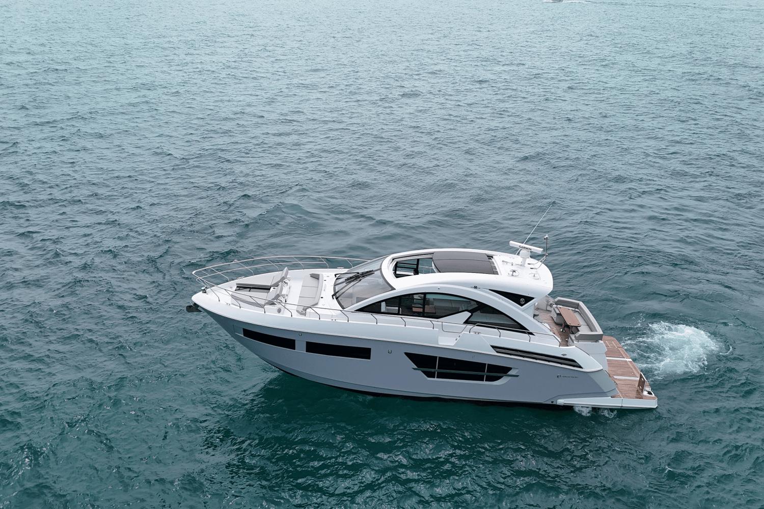 2025 Cruisers Yachts 60 Cantius