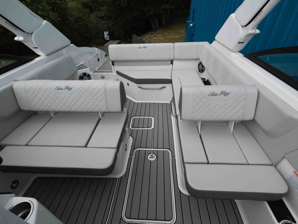 2025 Sea Ray SDX 250 - 14