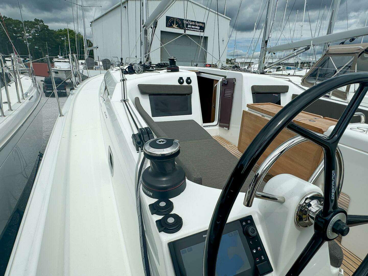2024 Jeanneau Sun Odyssey 410 - Image 12