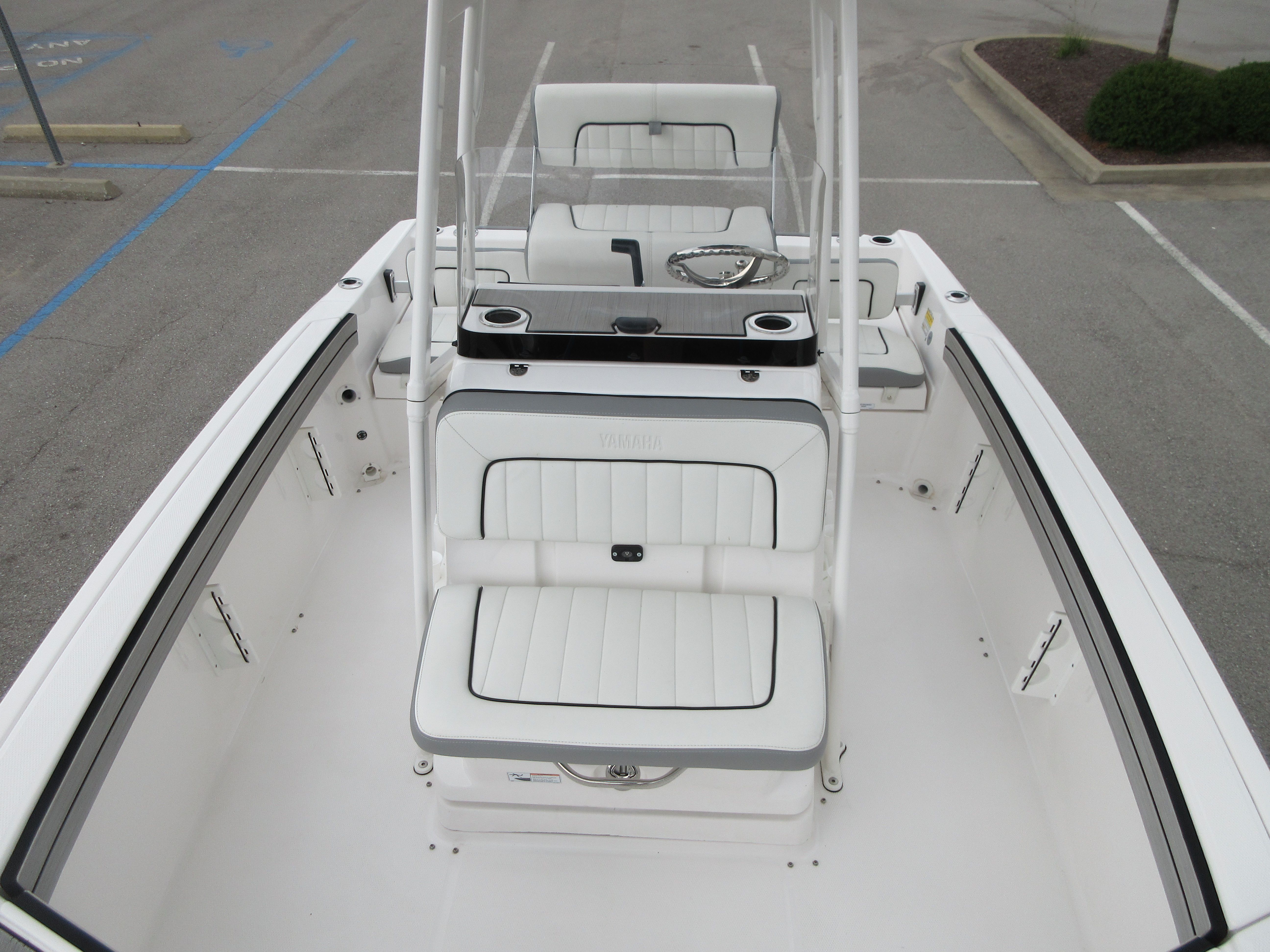 2024 Yamaha Boats FSH 195 - 7