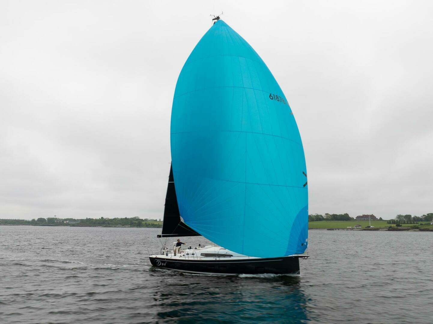 2026 J Boats NEW 2026 - Image 13