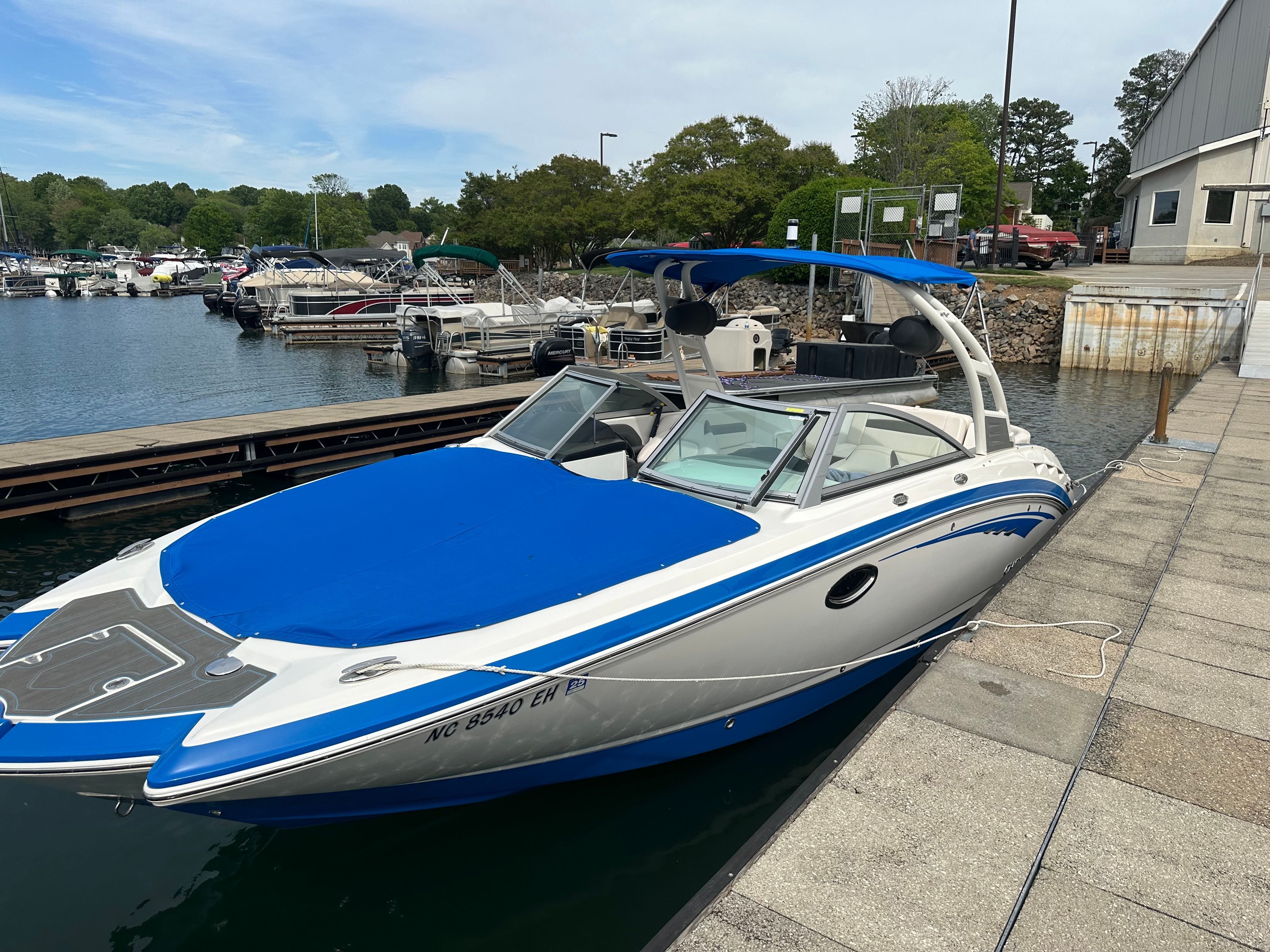 2017 Chaparral 264 Sunesta - 2