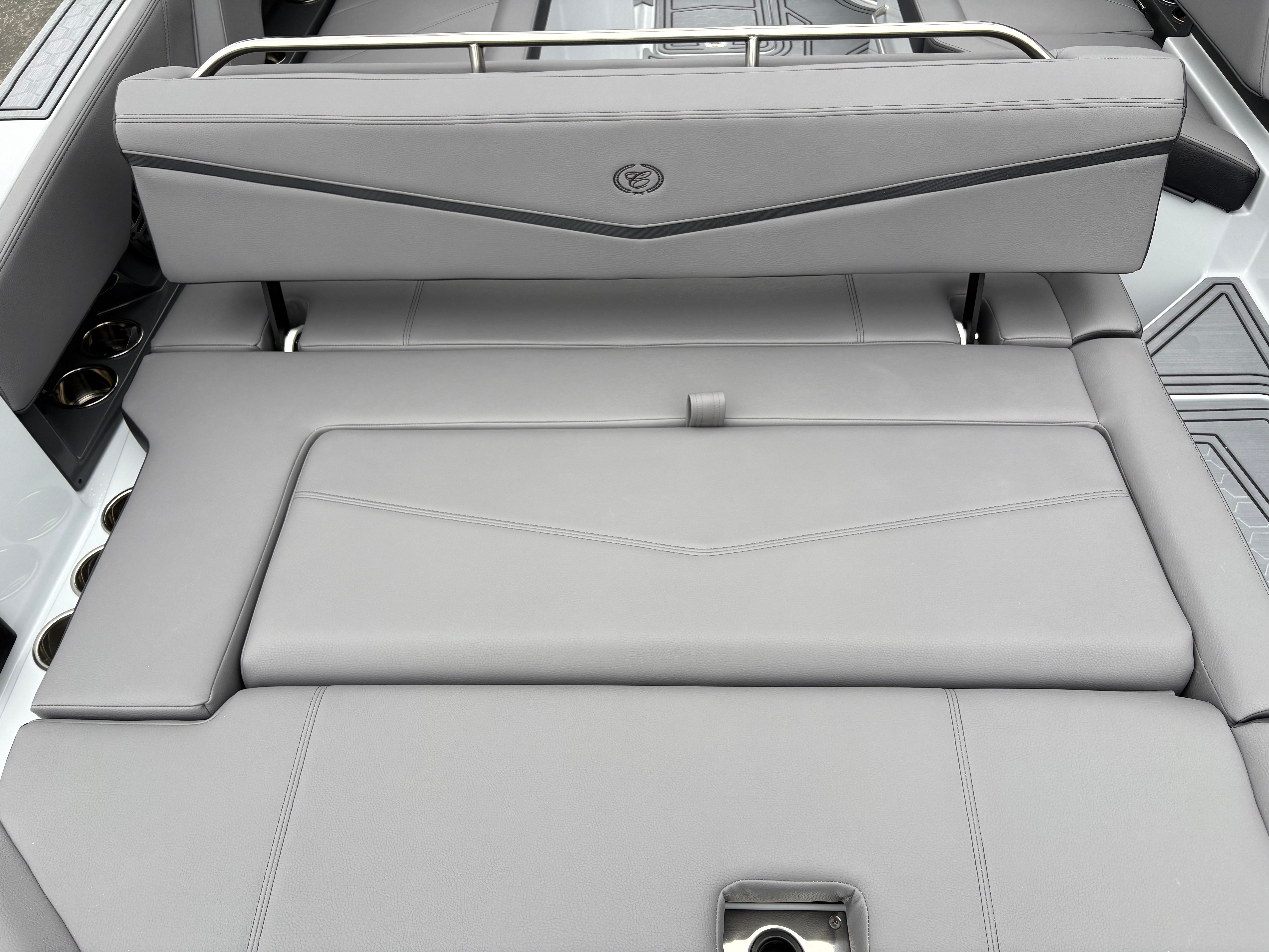2026 COBALT R8 SURF - Image 9