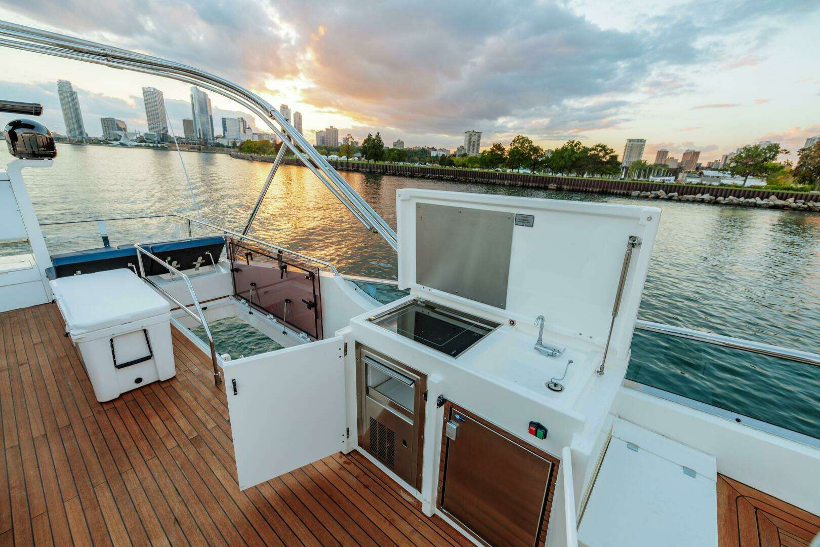 2011 Fairline 65 Squadron - Image 87