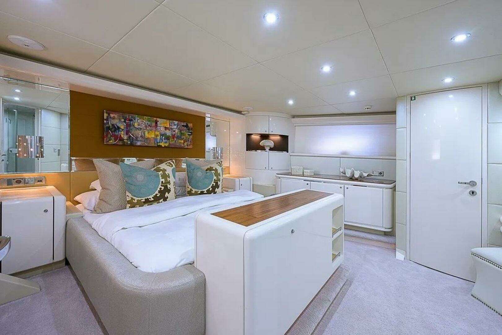 2005 DMB Danube Motor Yacht - Image 27