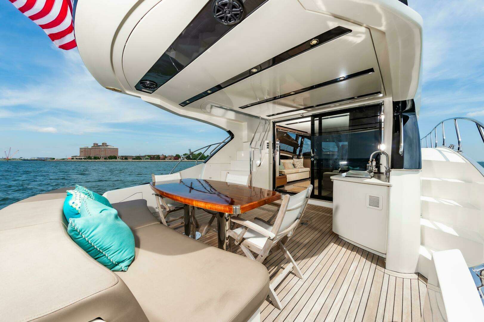2013 Marquis 63 Sport Yacht - Image 22