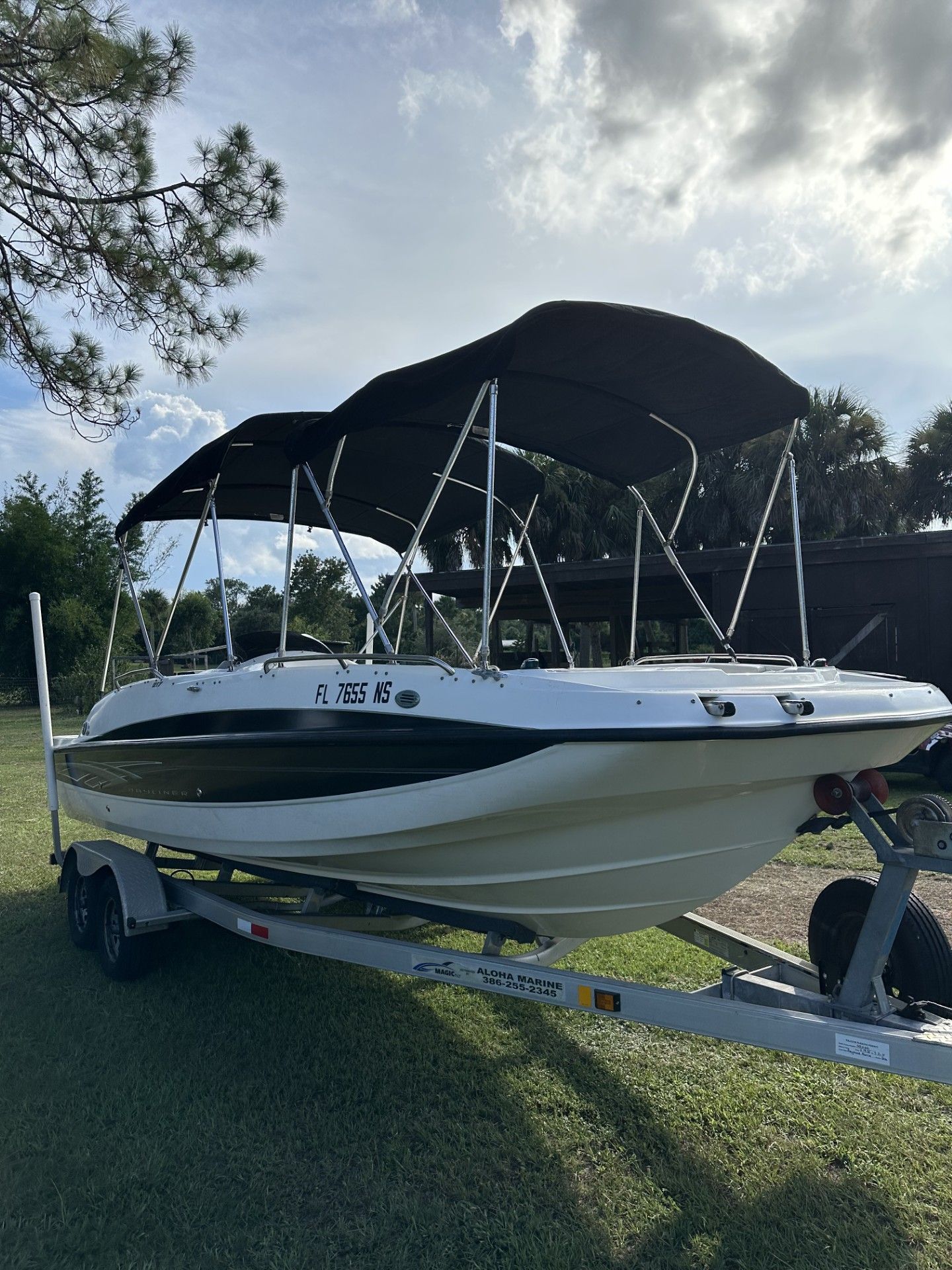 2008 Bayliner 217SD