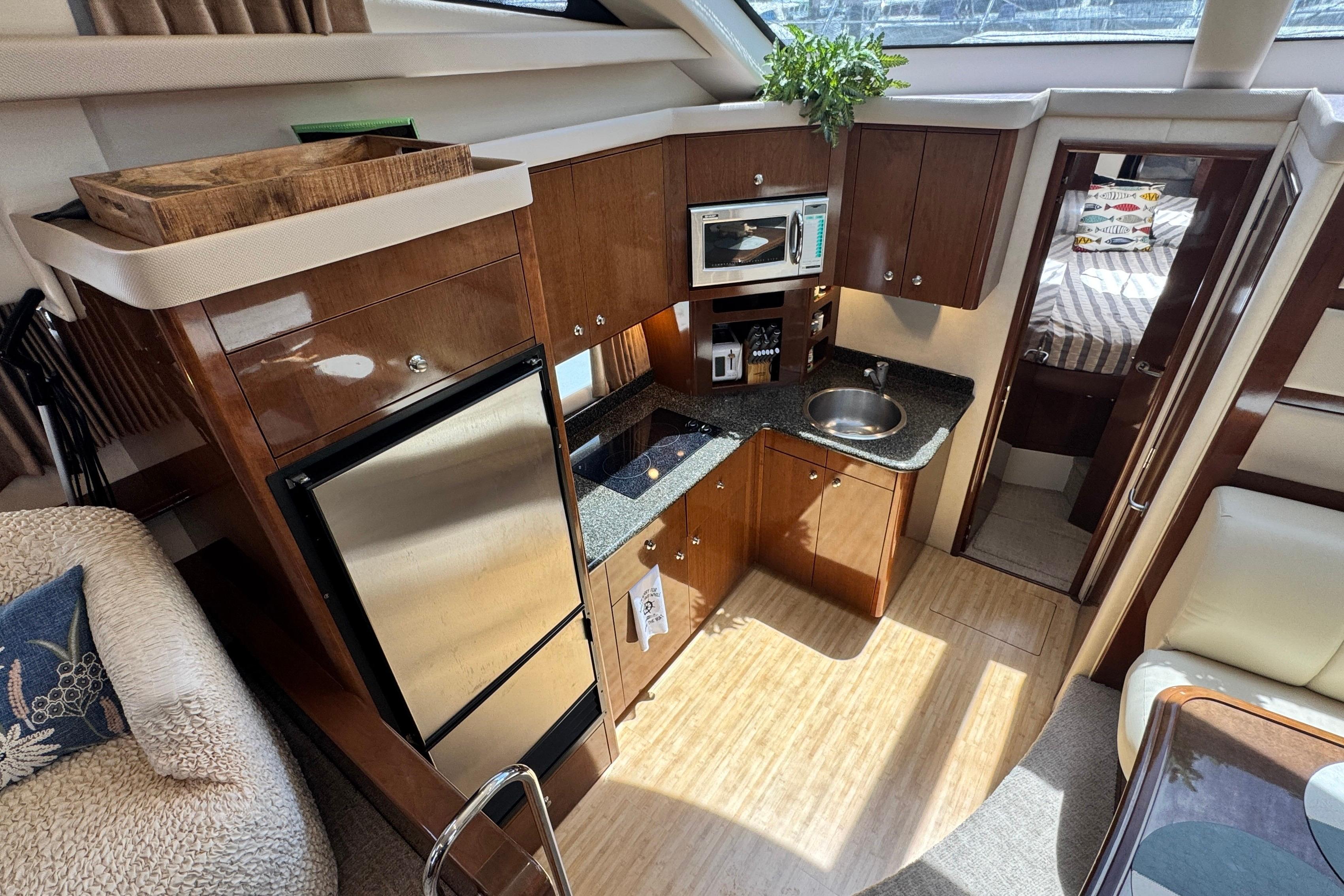 2007 Carver 47 Motor Yacht Galley with Modern Amenities