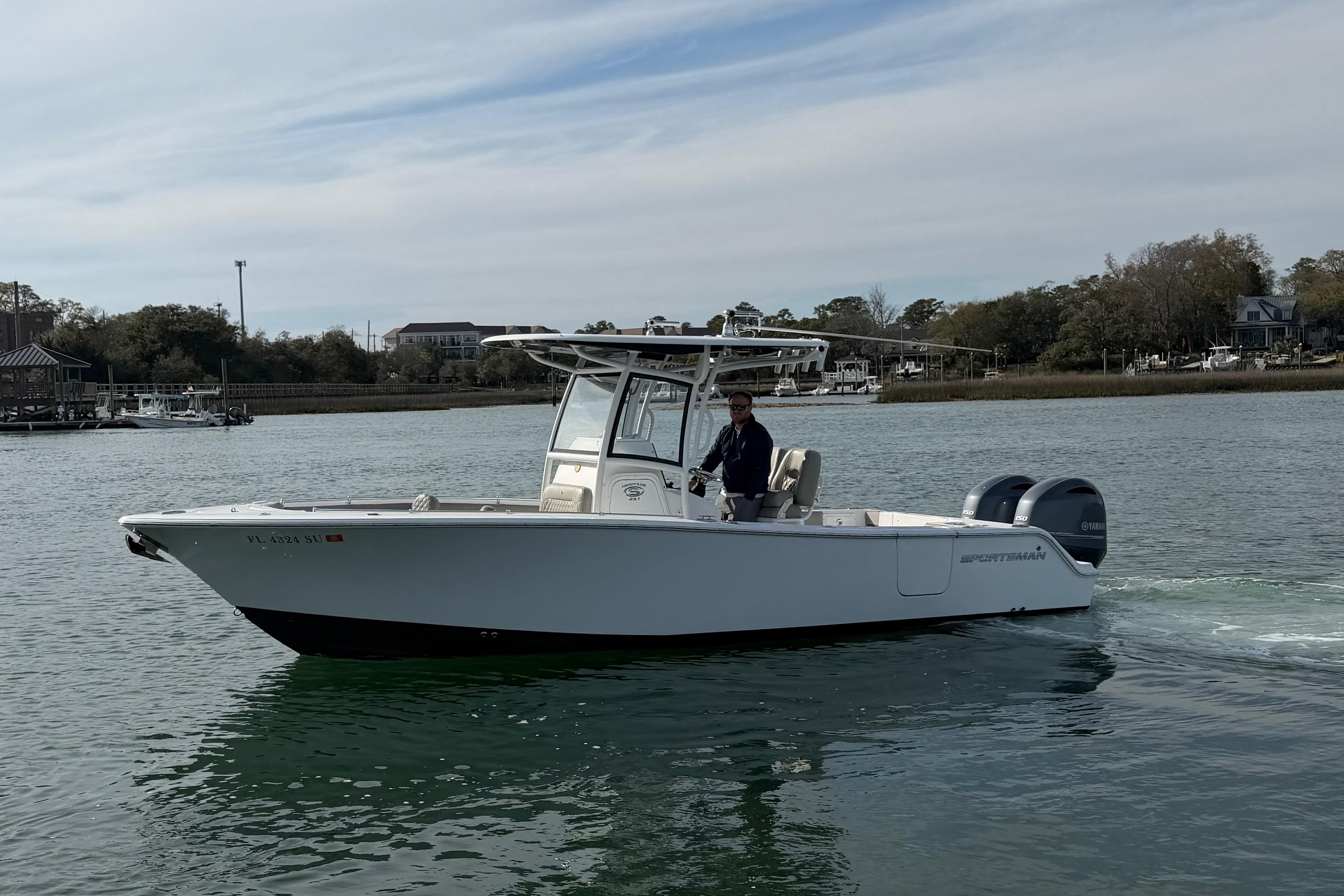 2021 Sportsman Heritage 251 Center Console