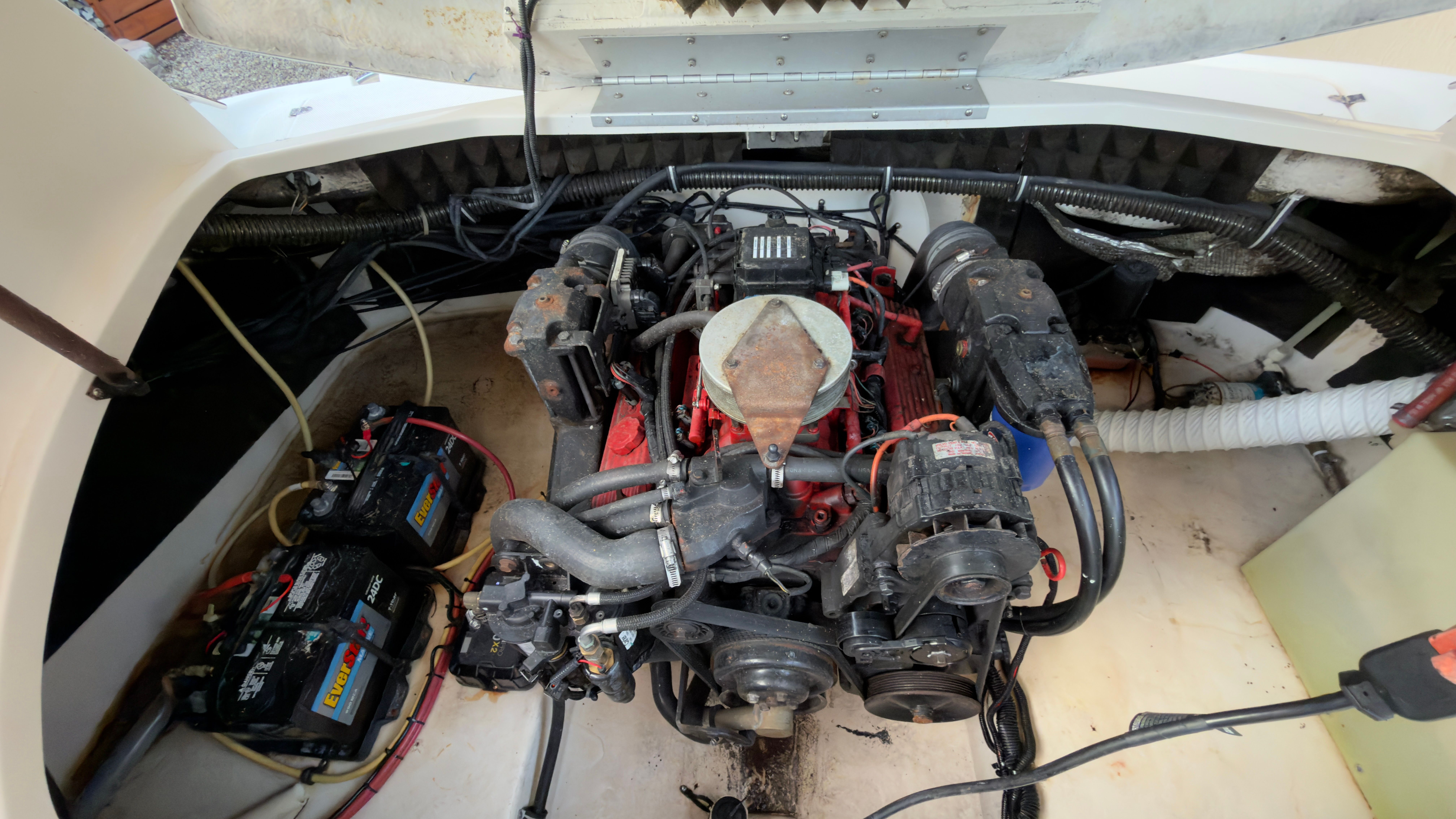 Engine compartment of a 2003 Chaparral 263 Sunesta Deckboat.