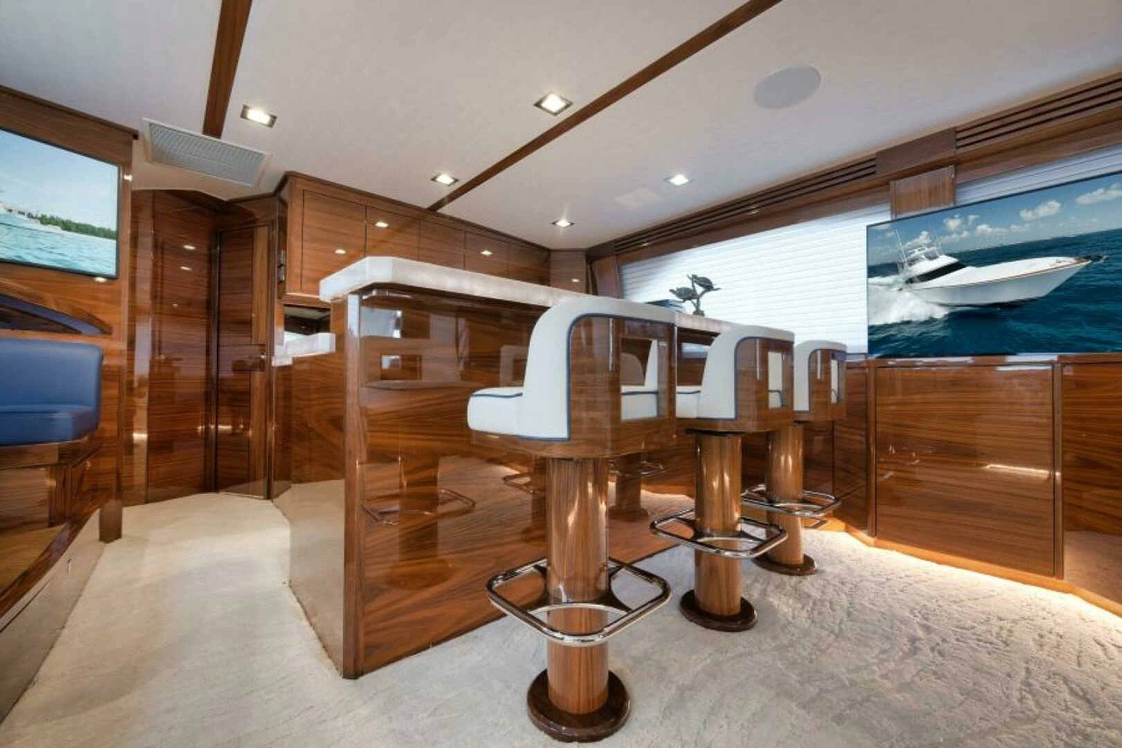 2024 Viking 68 Convertible - Image 19