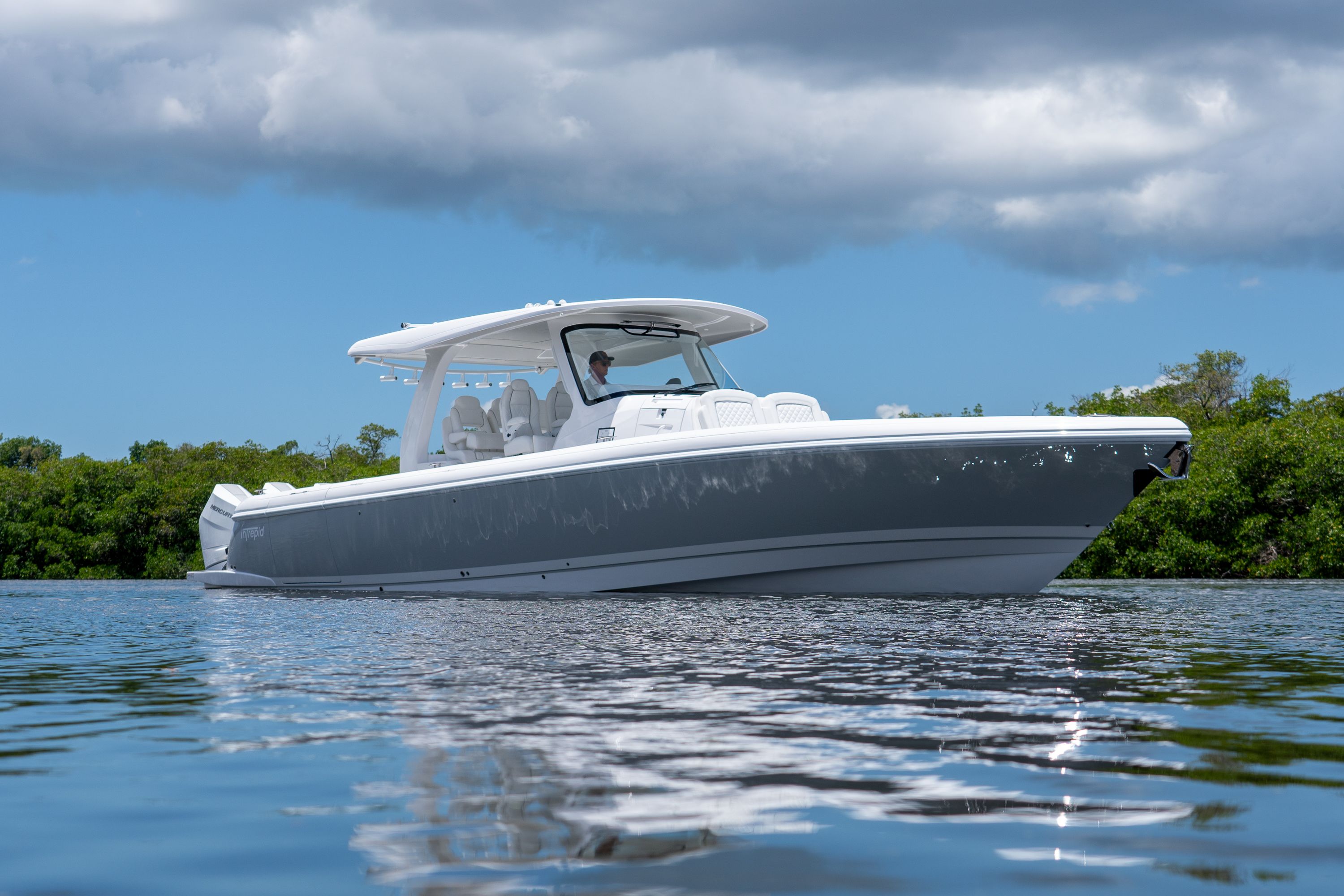 2026 Intrepid 43 Nomad SE