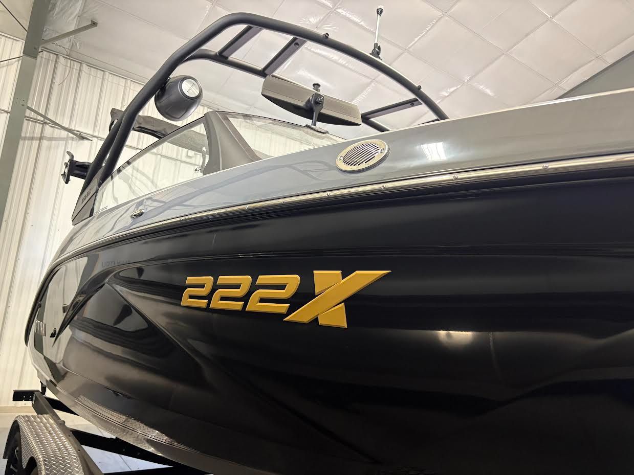 2025 Yamaha Boats 222XE
