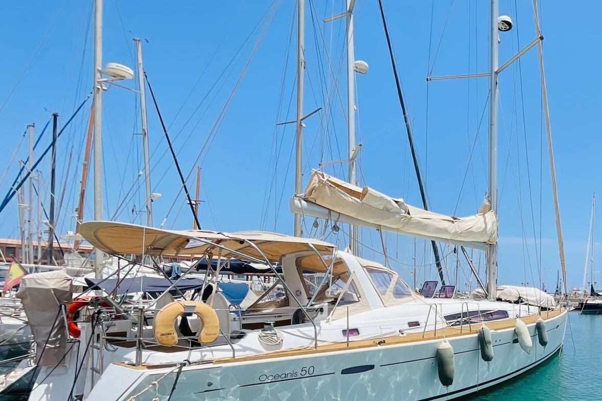 2011 Beneteau Oceanis 50 Family