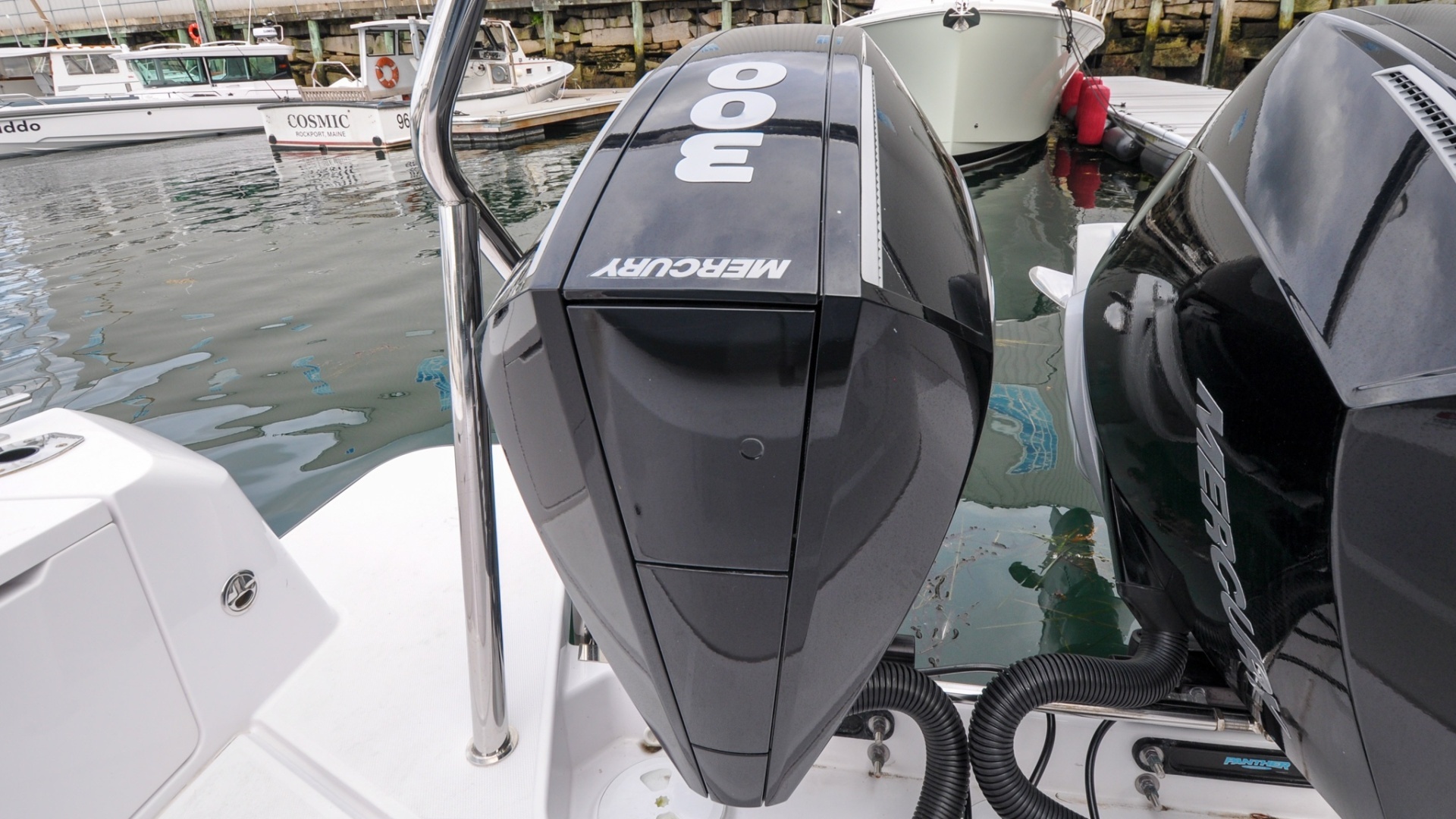 2022 Axopar 37XC - Image 90