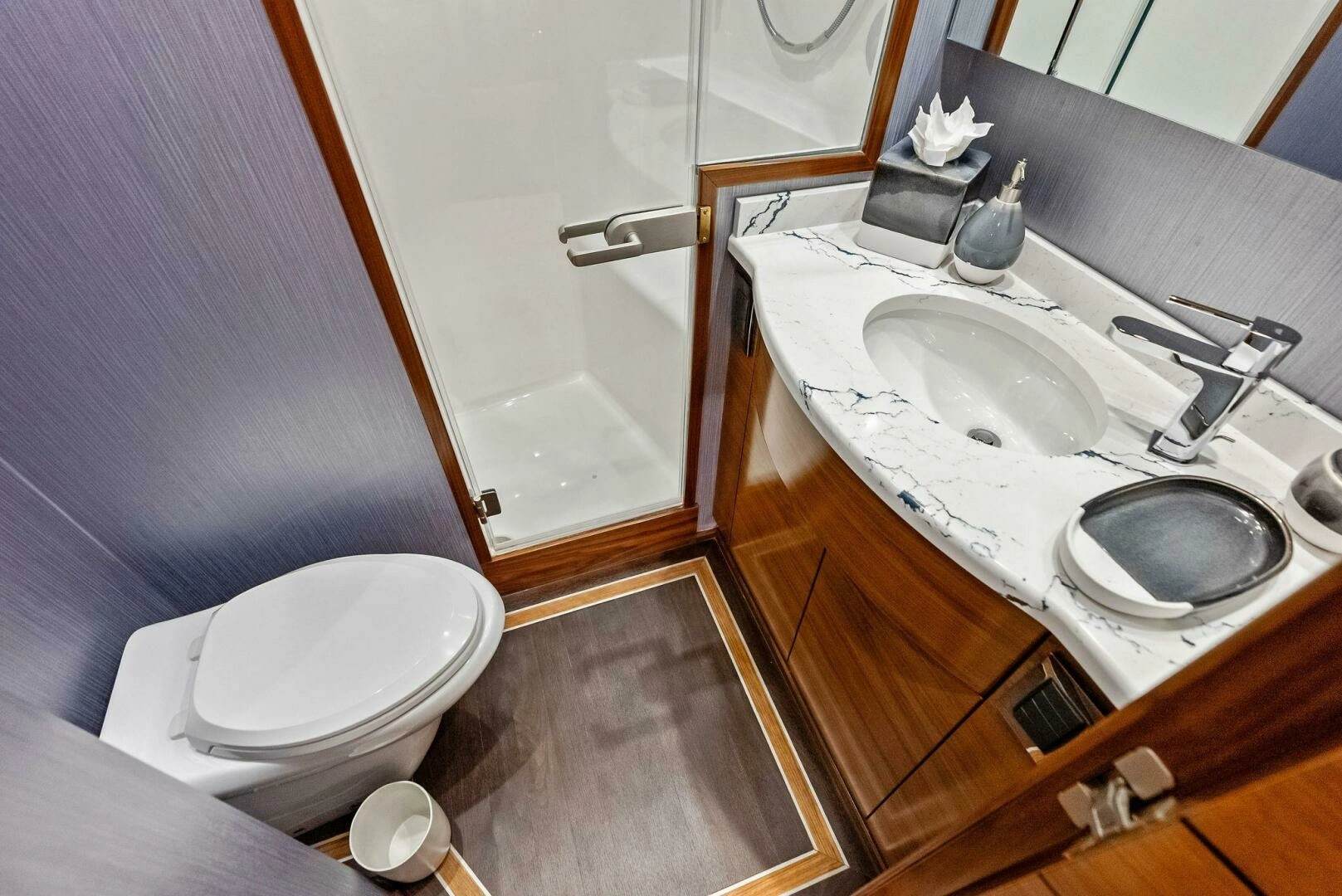 2023 Viking 64 Convertible - Image 29