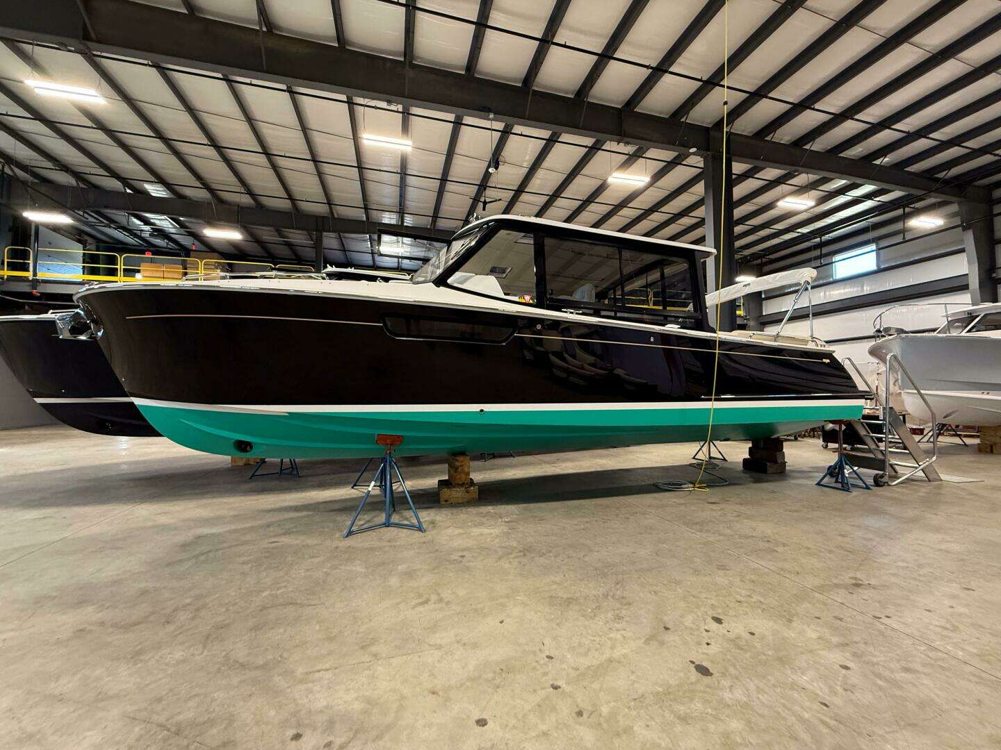 2022 MJM 3 with new engines - Image 3