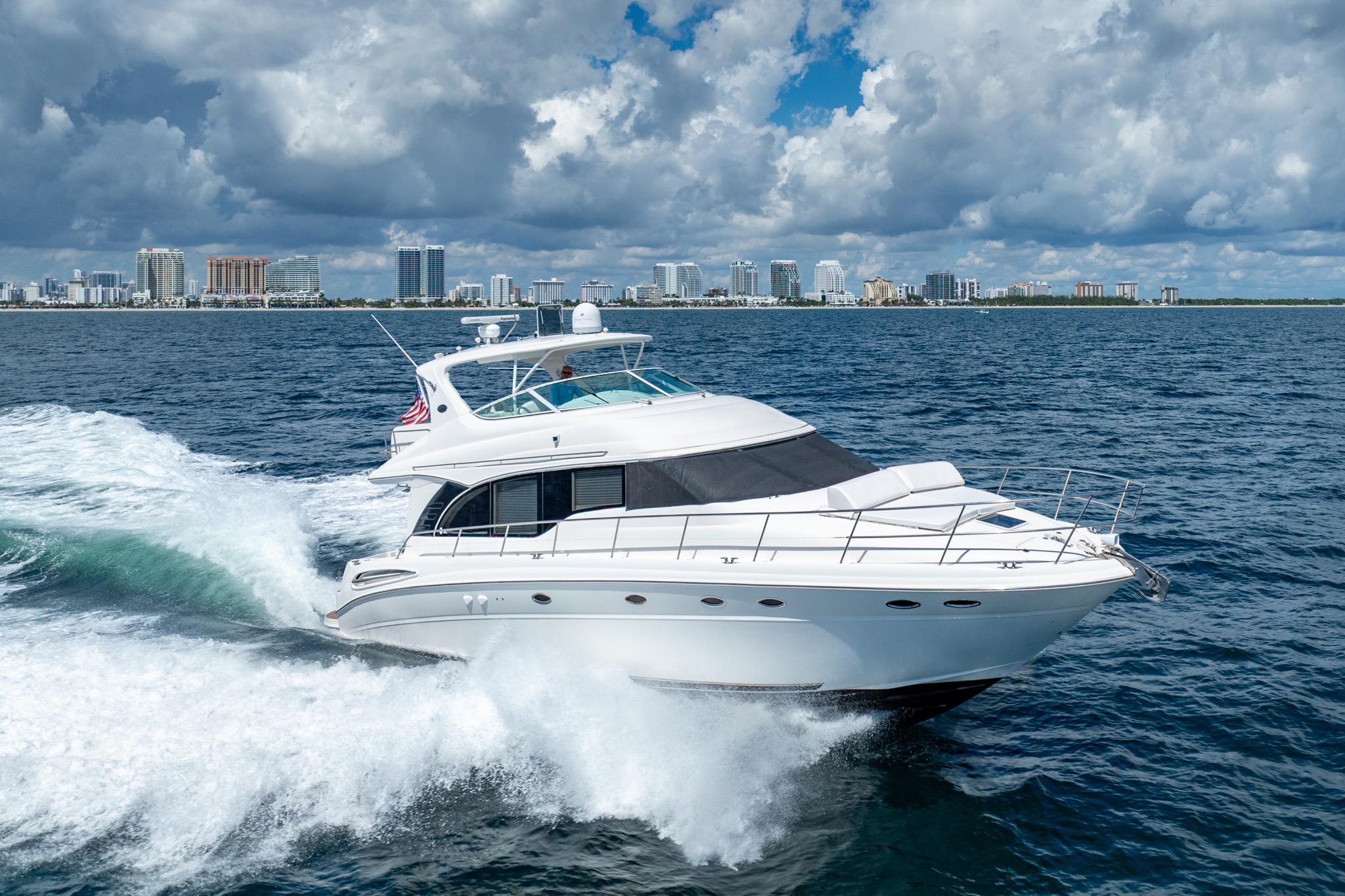 2001 Sea Ray 540 Cockpit Motor Yacht