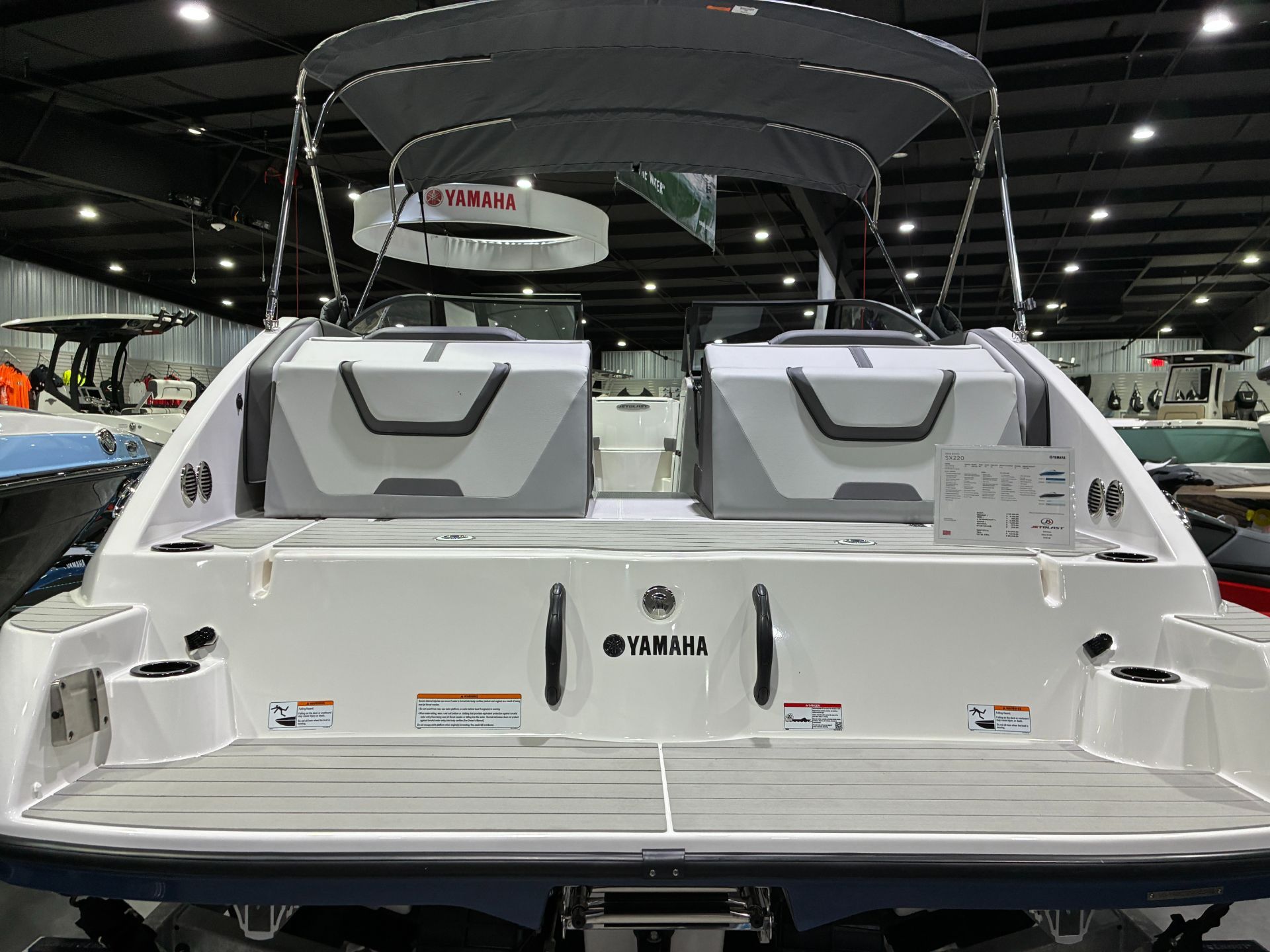 2026 Yamaha Boats SX220 - 3