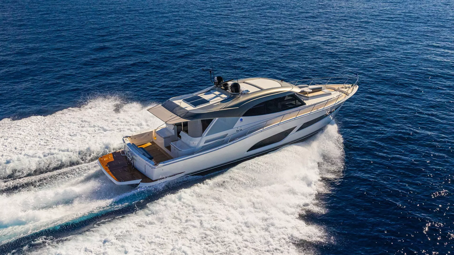 2026 Riviera 645 SUV - Image 2