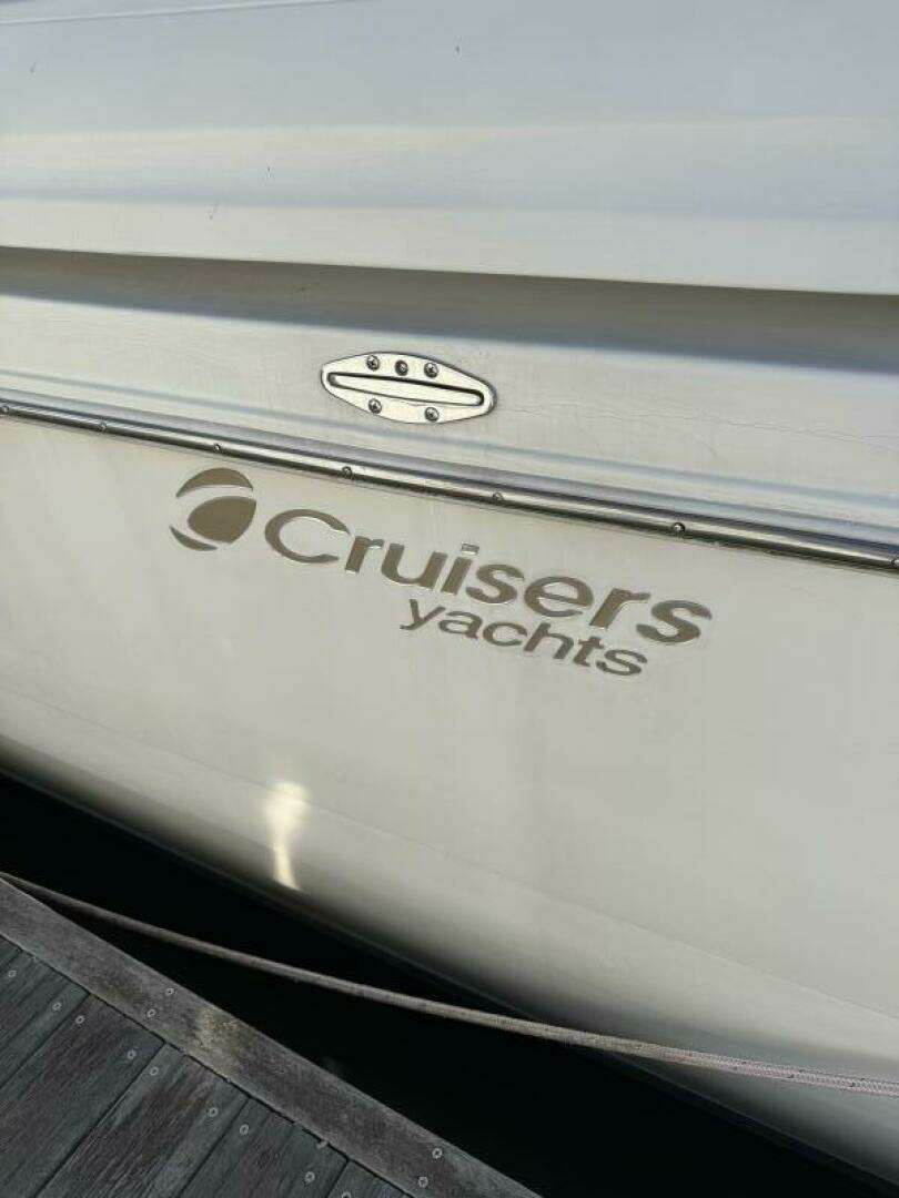 2001 Cruisers 4270 - Image 79