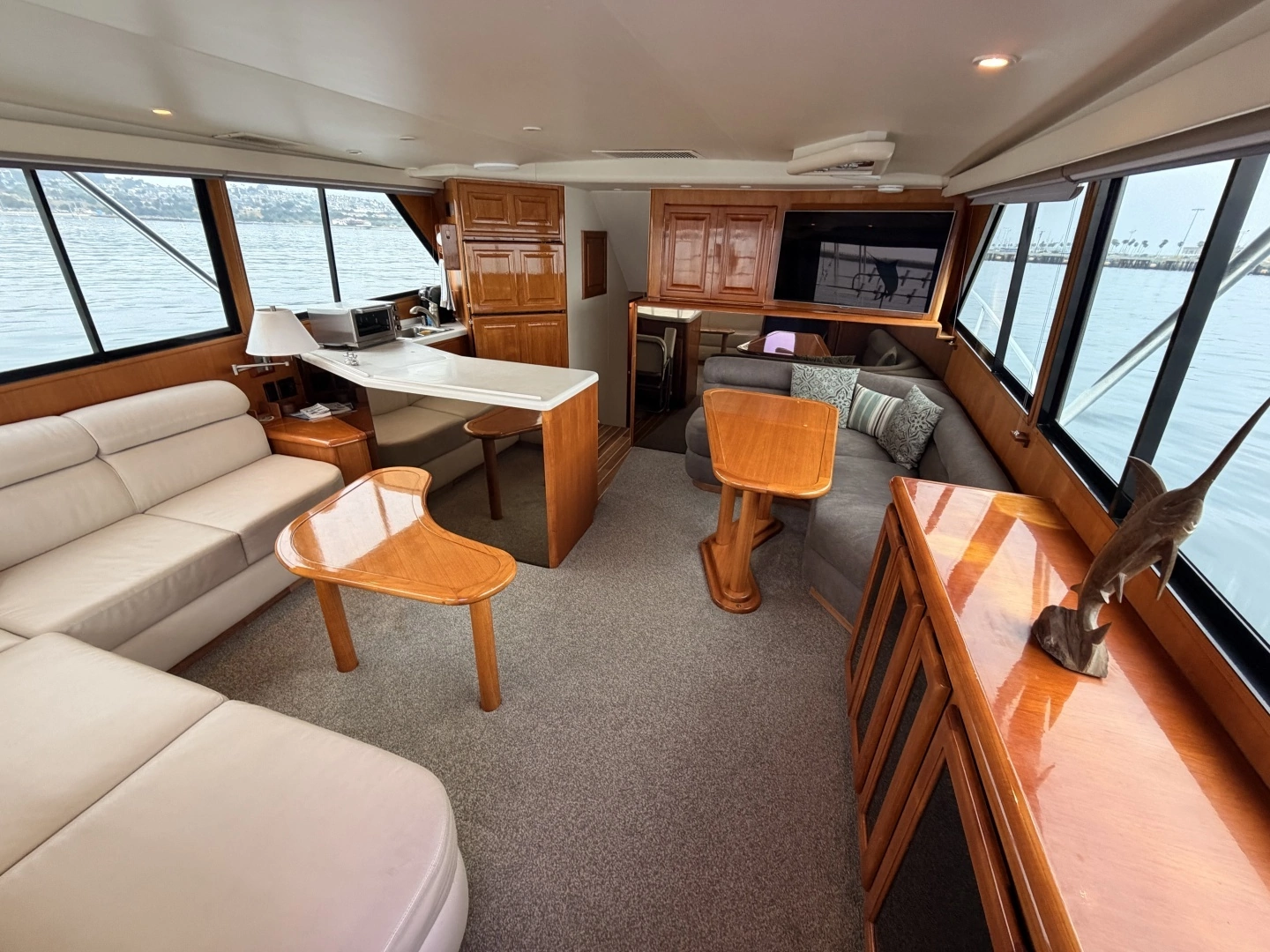 1994 Viking 50 Convertible - Image 3