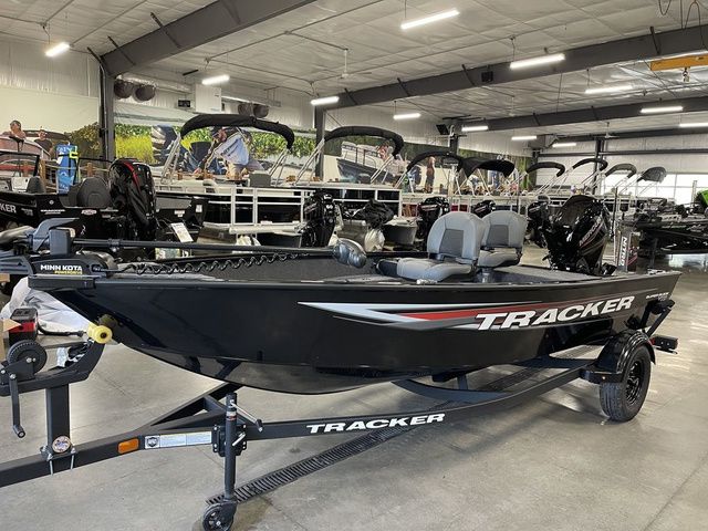 2026 Tracker Super Guide V 16 T - 10