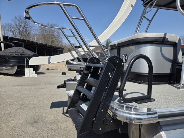 2026 Crest Caribbean 250 Double-Decker Tri-Toon w/250hp, Trai - 35