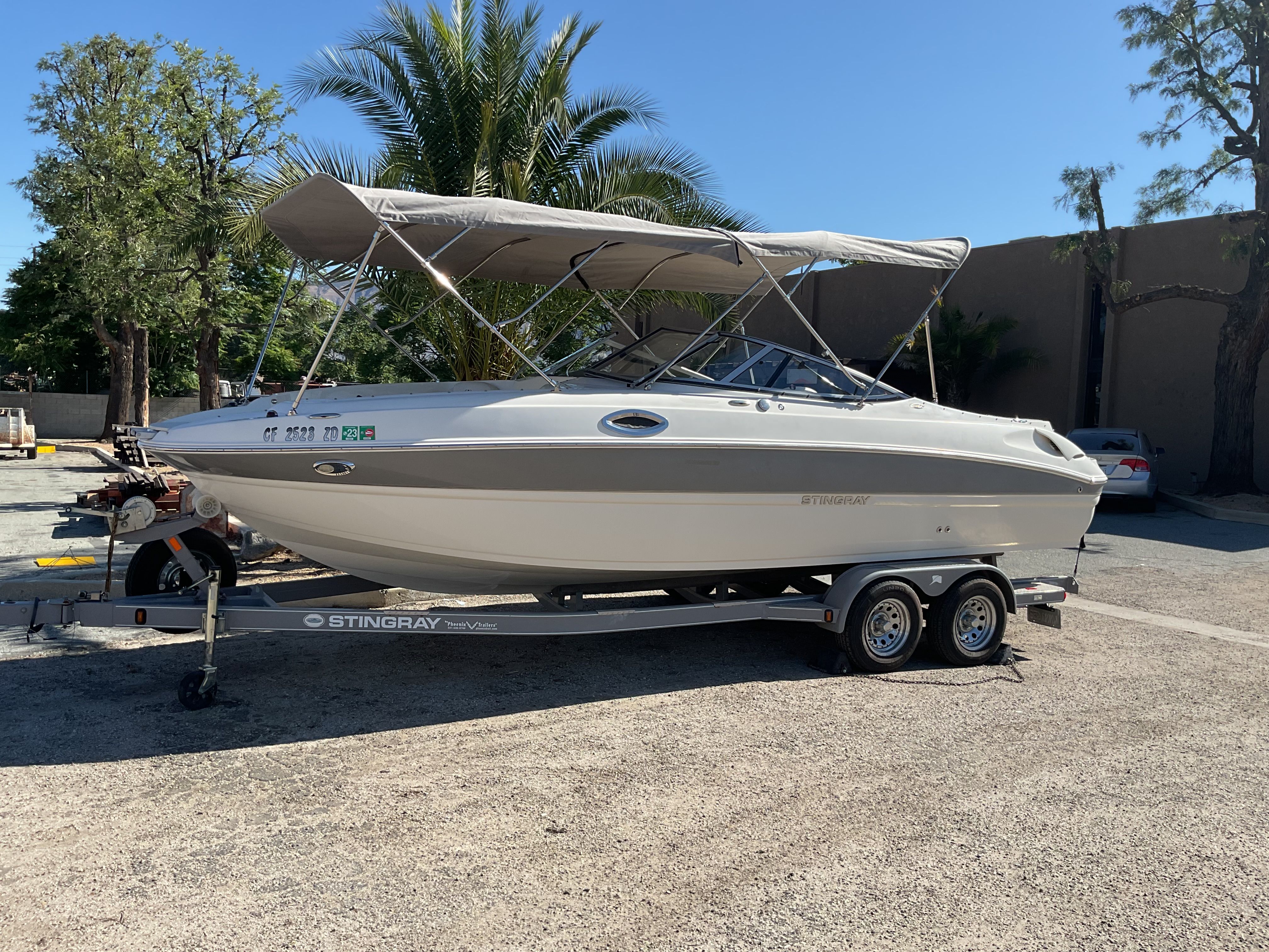2011 Stingray 235 LR