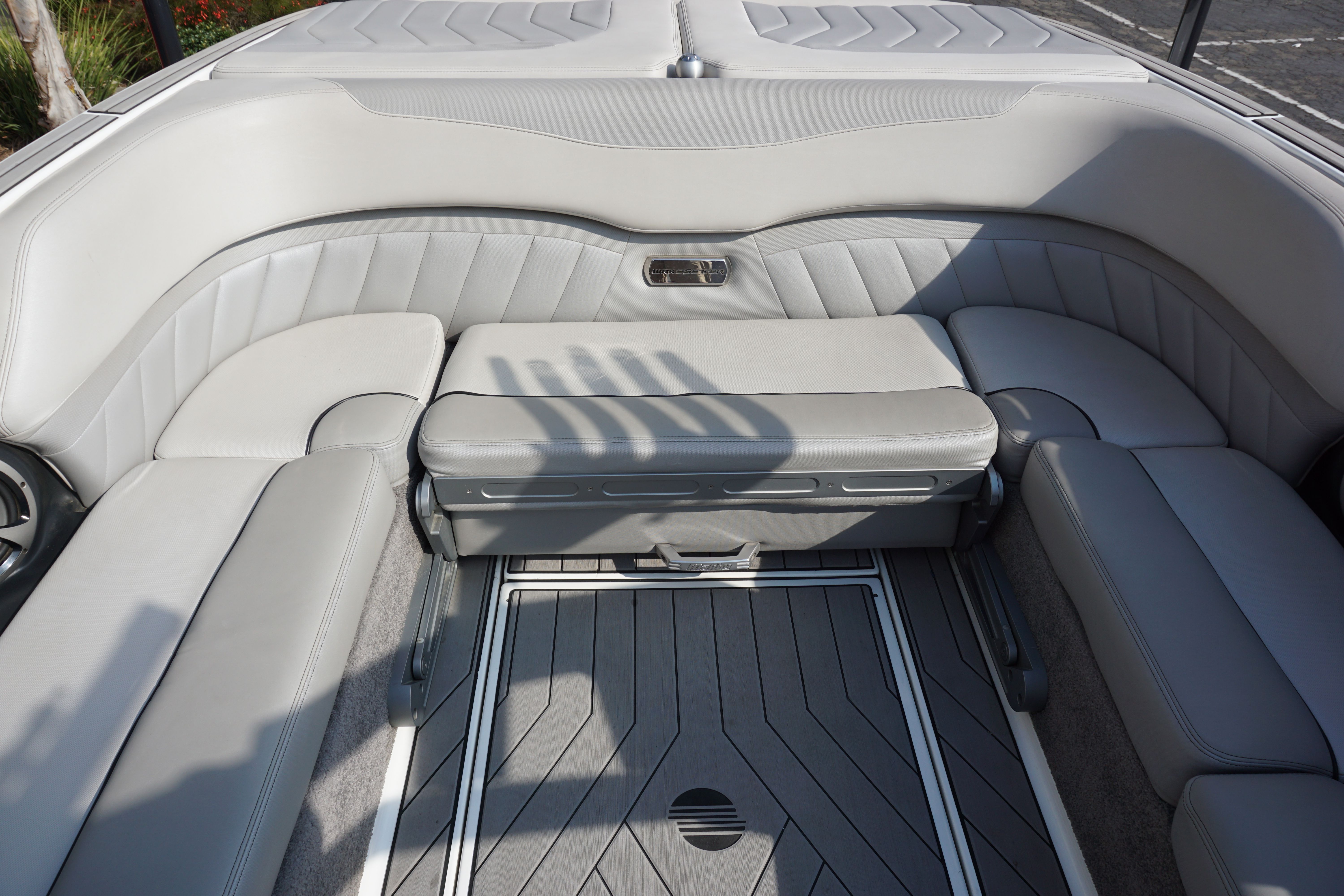2018 Malibu Wakesetter 25 LSV - 22