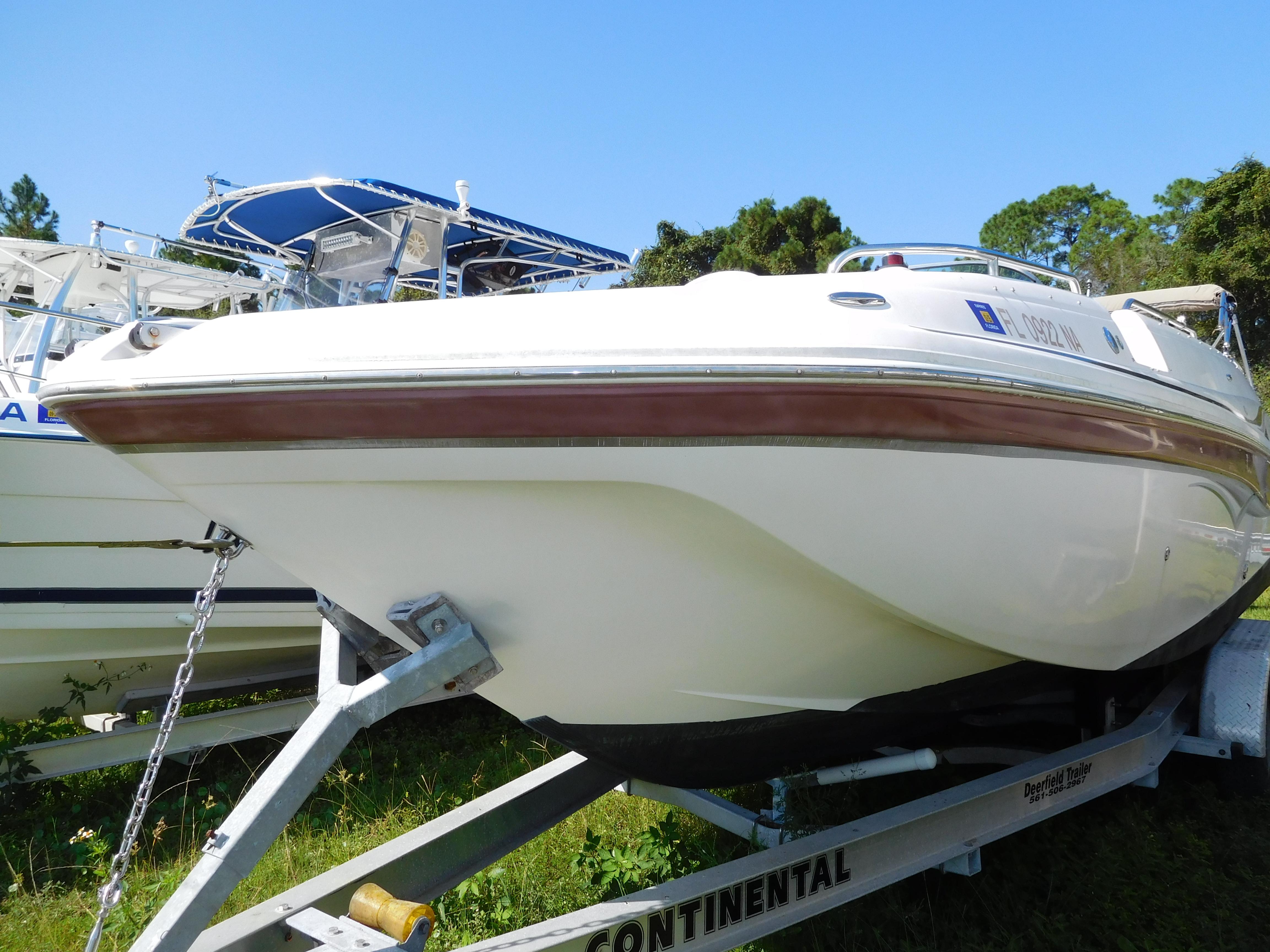 2006 Hurricane SunDeck 260 OB