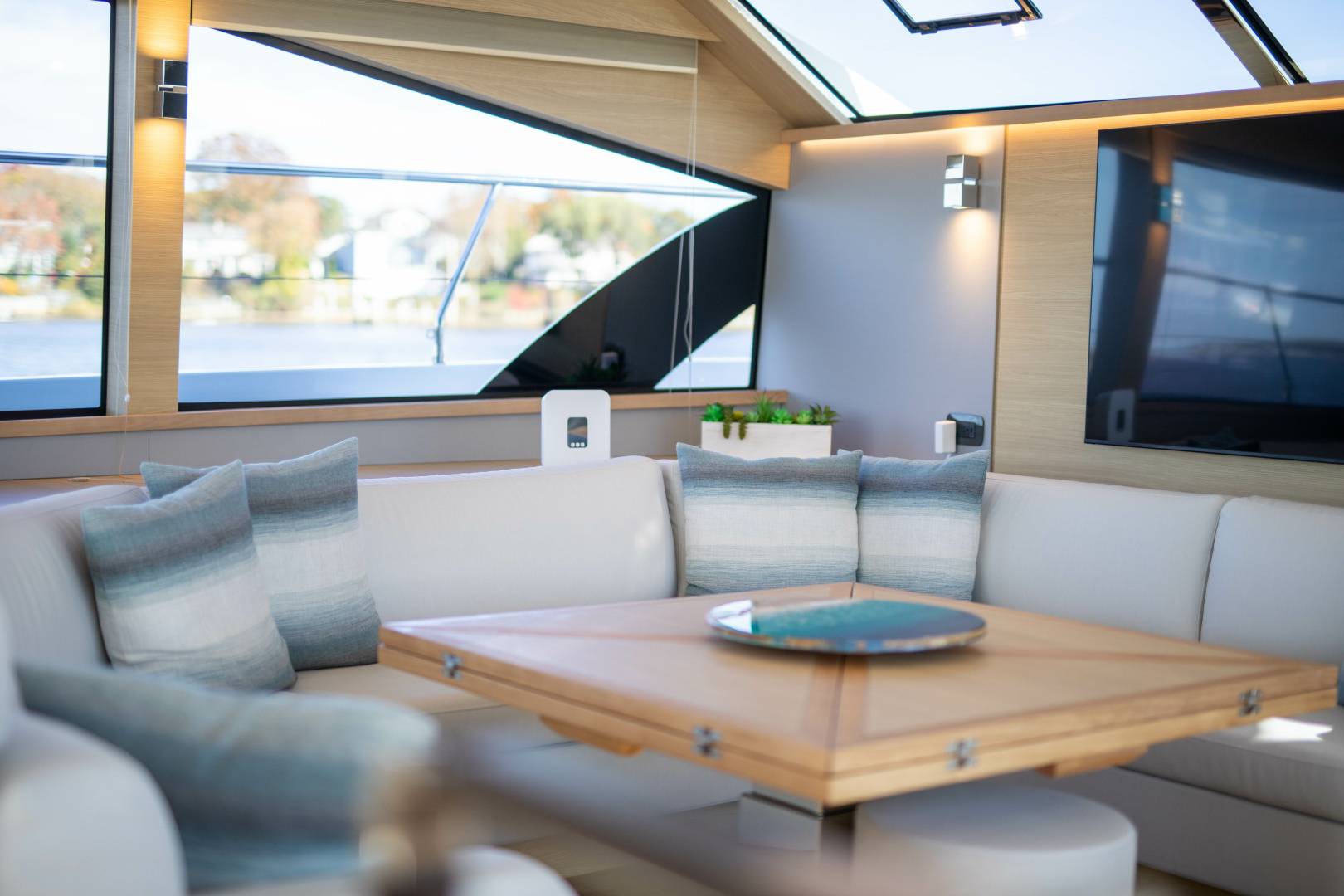 2023 Aquila 54 Yacht - Image 40