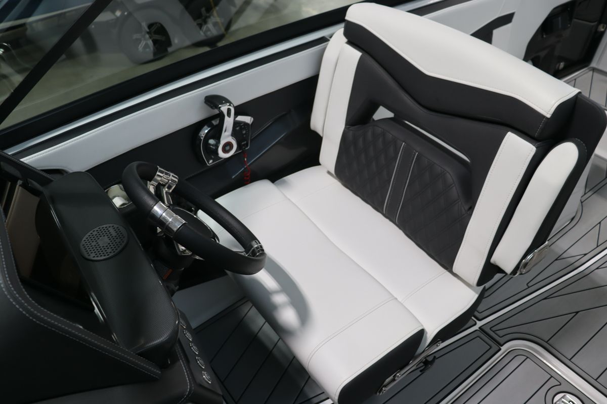 2025 Monterey 278SS Super Sport - 18