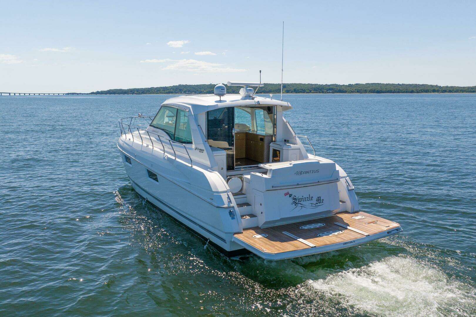 2013 Cruisers Yachts 48 Cantius - Image 11