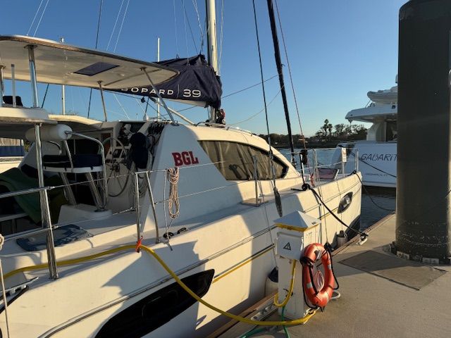 2011 Leopard 39 - 38