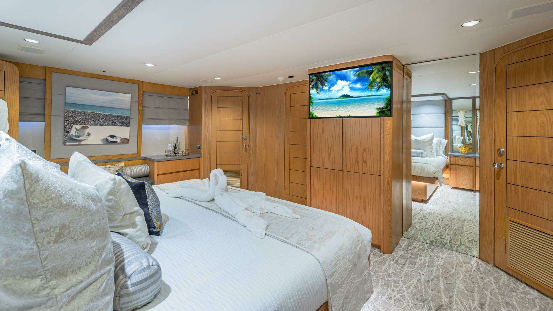 1997 Broward Raised Pilothouse - Image 77