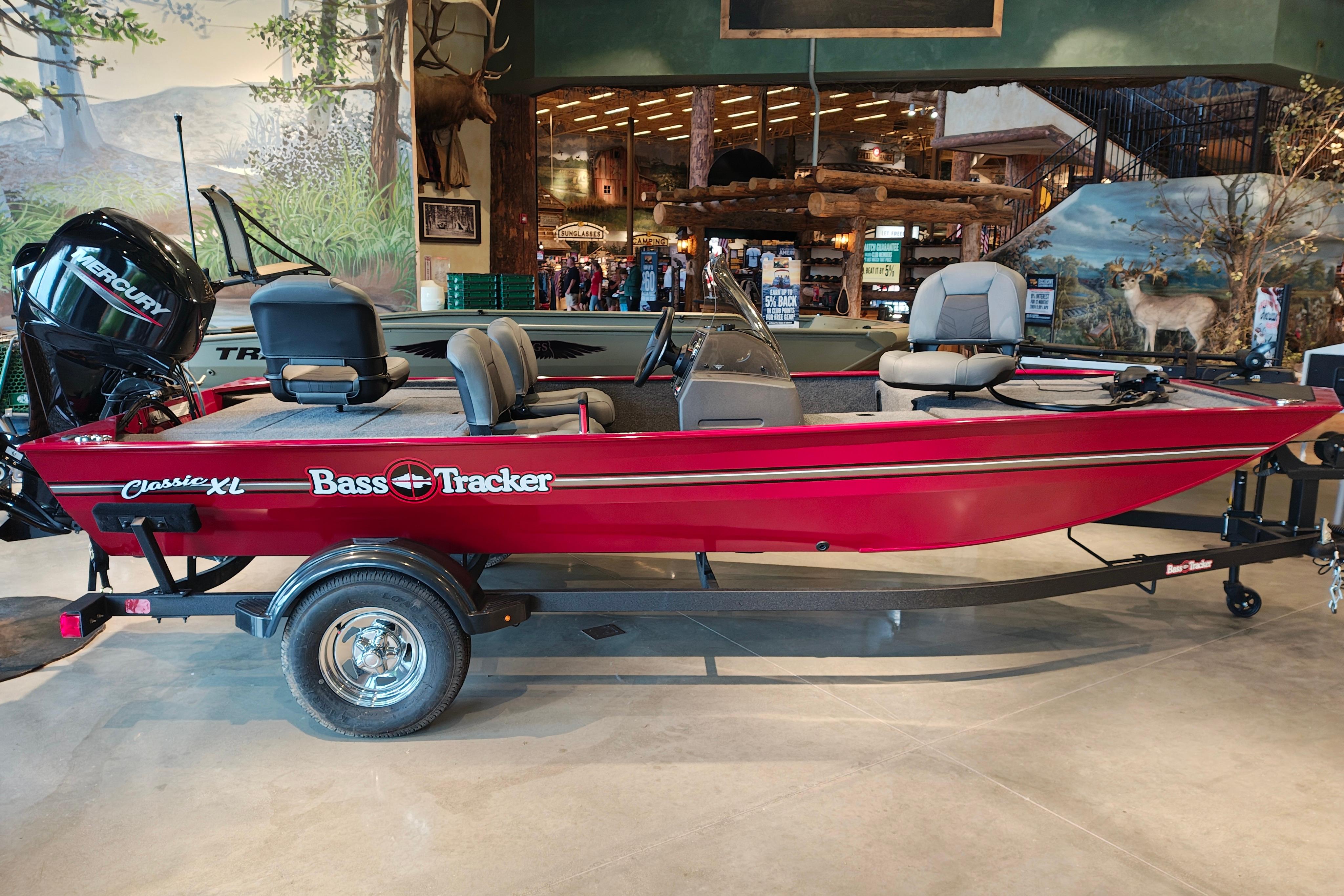 2026 Tracker Bass Tracker Classic XL