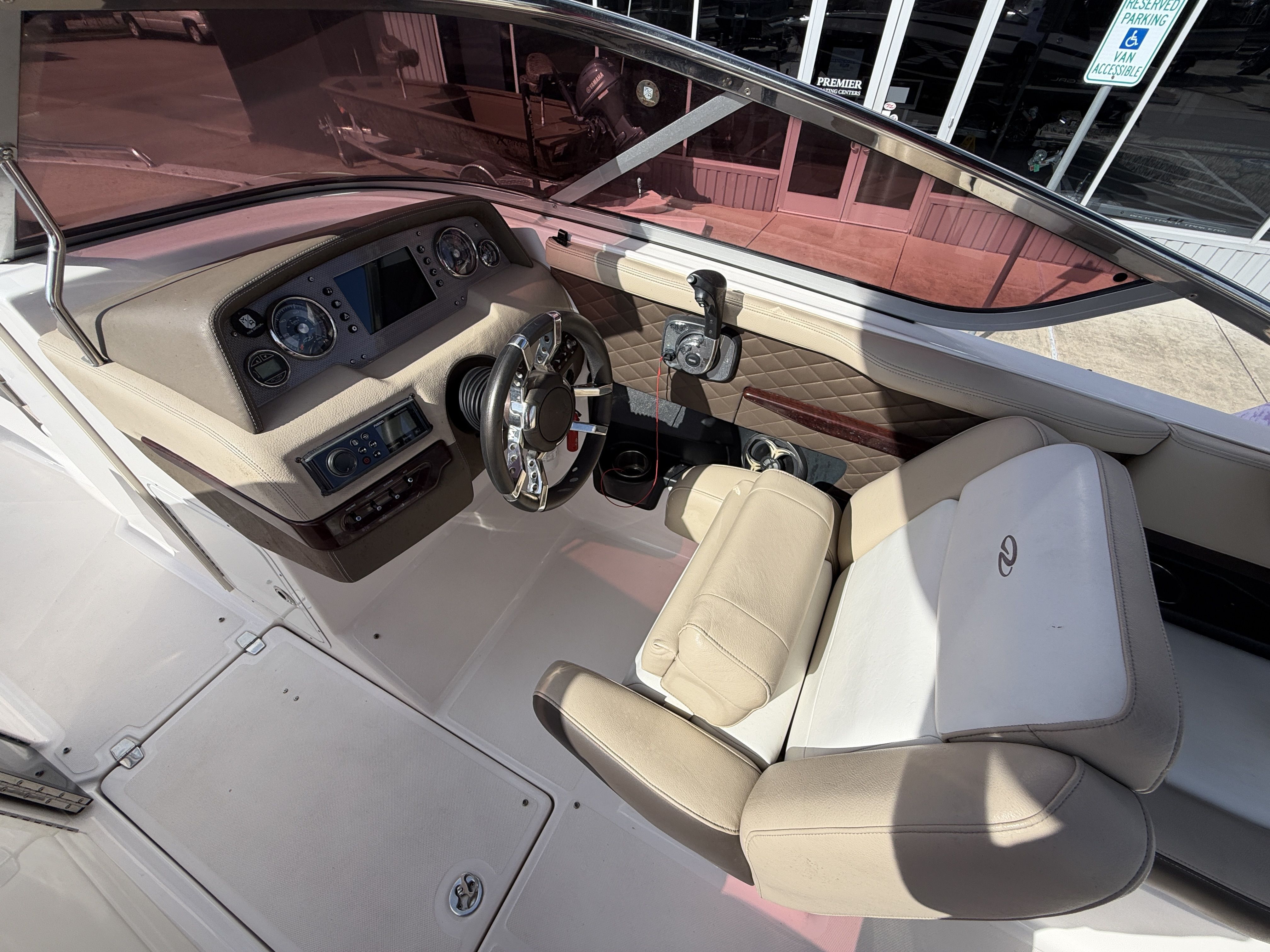 2013 Regal 27 FAST DECK - 35