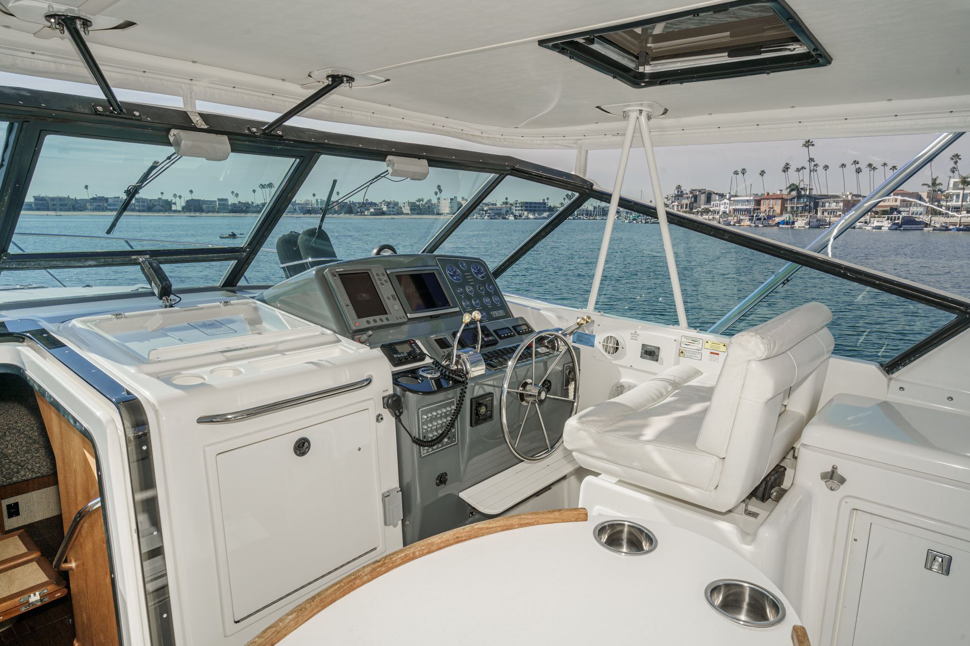 2002 Tiara Yachts 4100 Open - 33