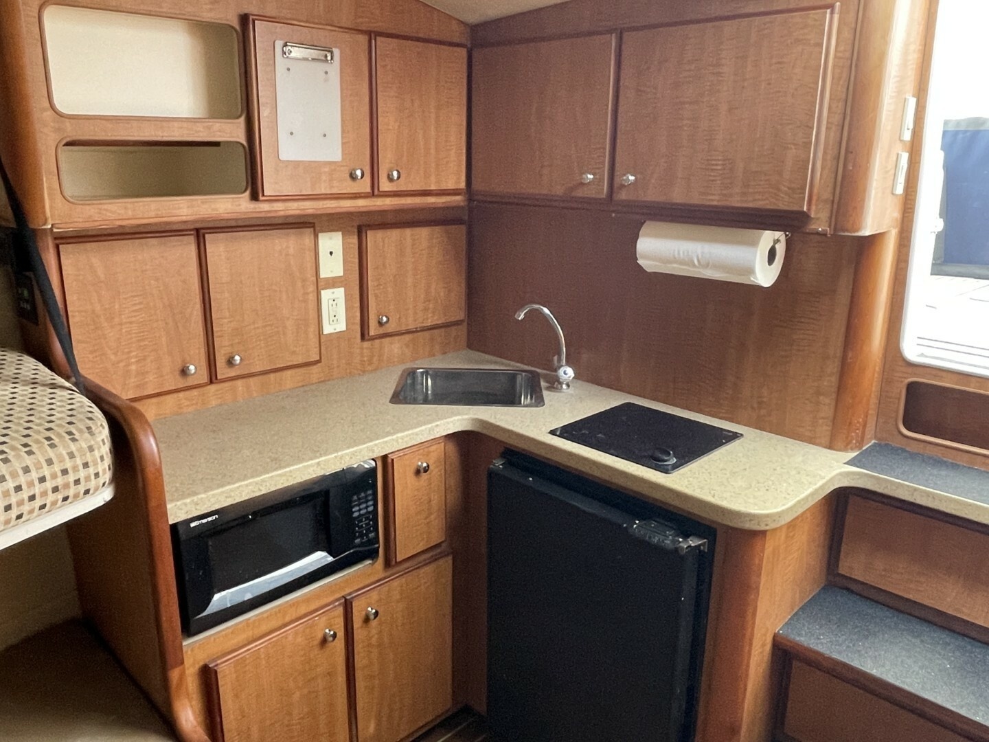 2007 Luhrs 31 Open - Image 25