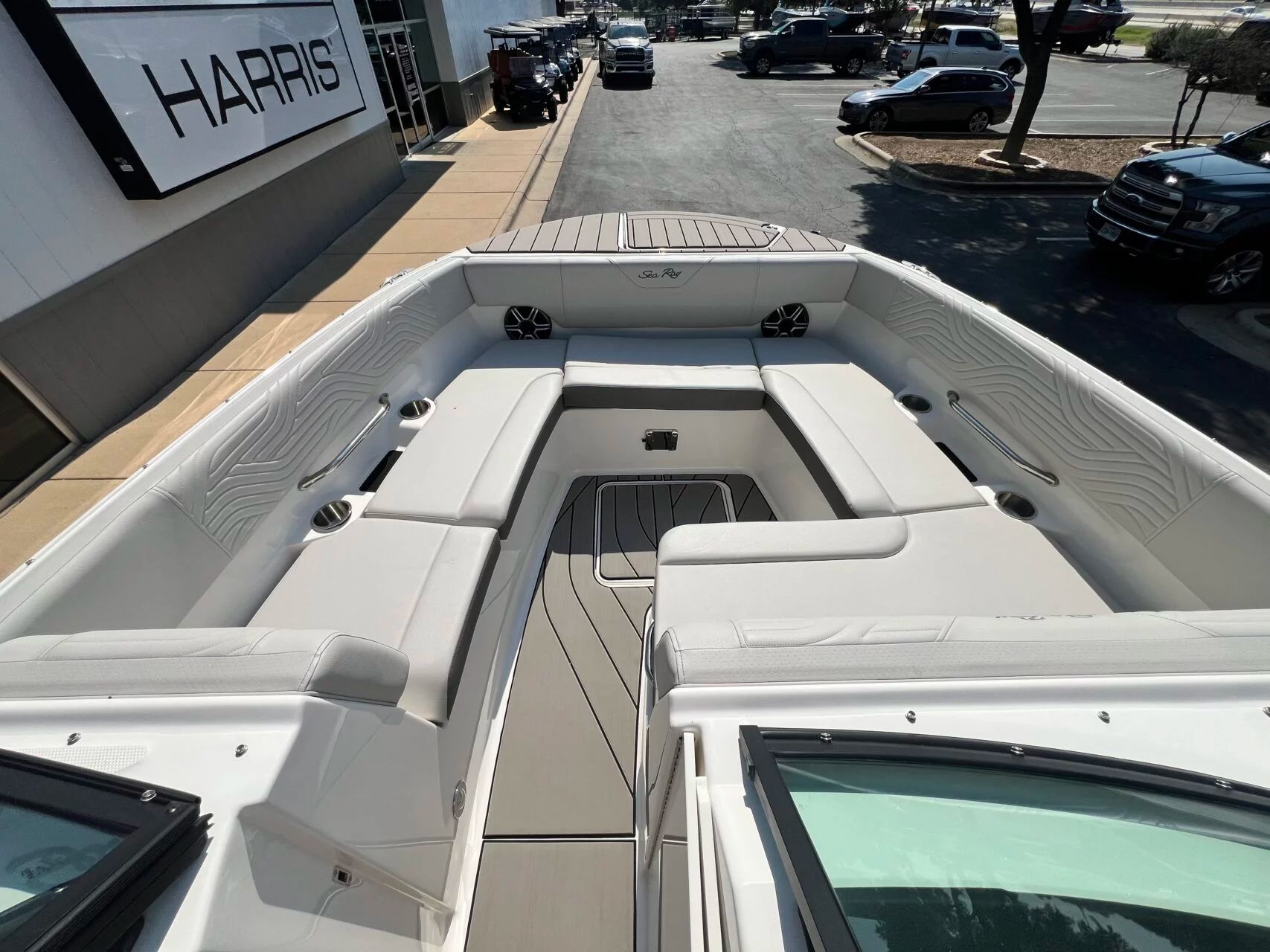 2026 Sea Ray SDX270 SURF - 38