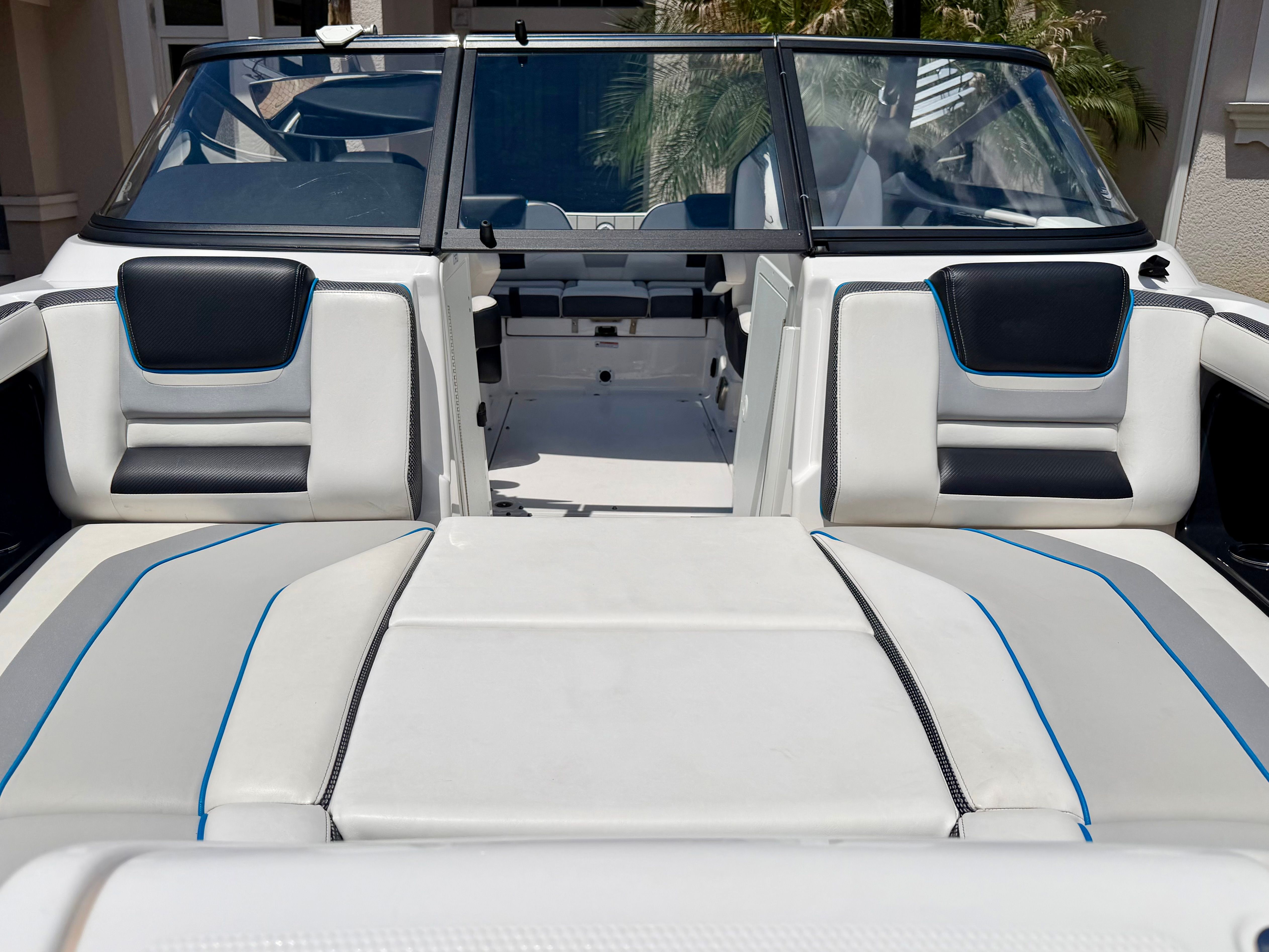 2021 Yamaha Boats 212XE - 14