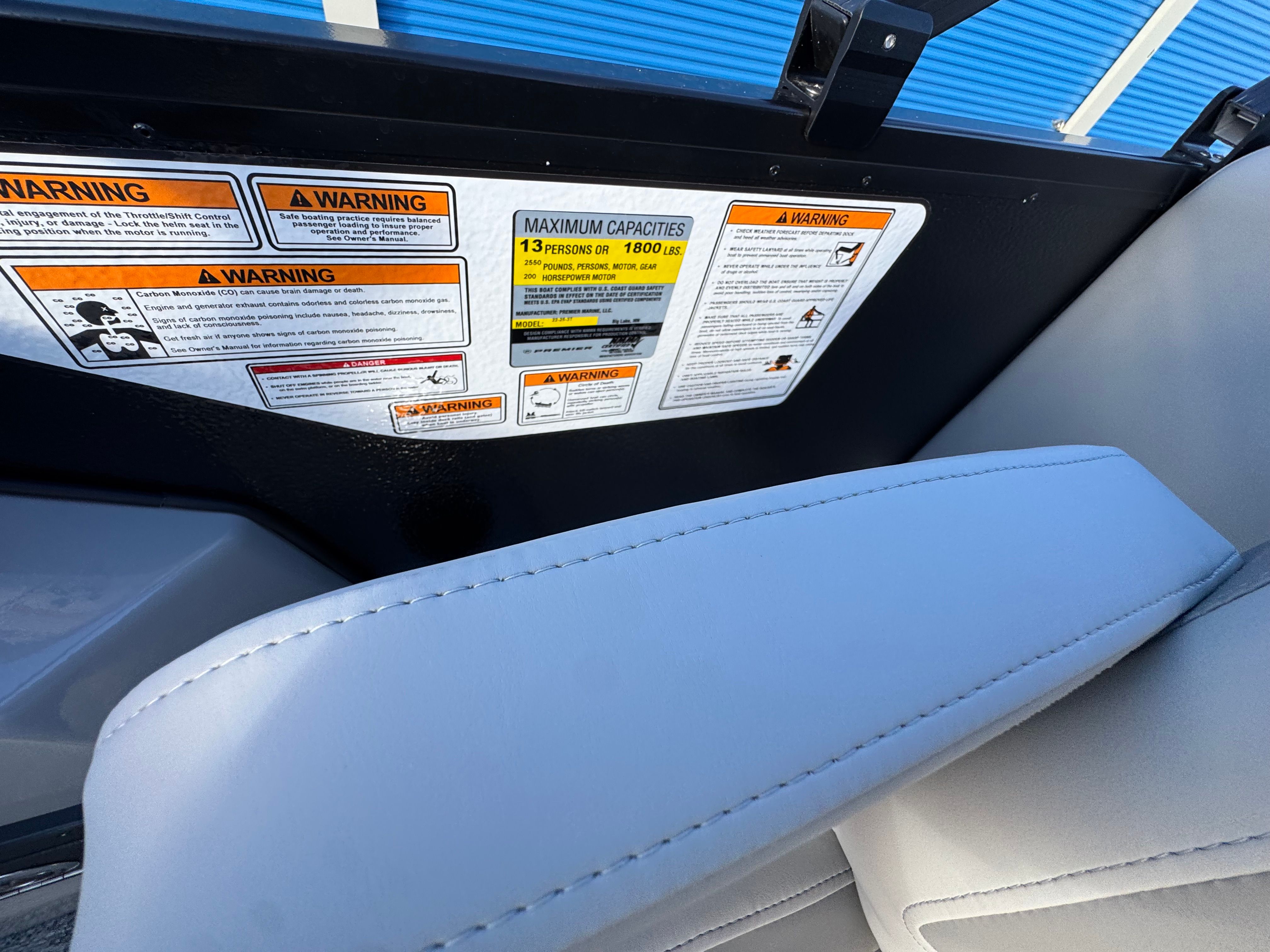 2026 Premier 220 Sunscape RF - 14