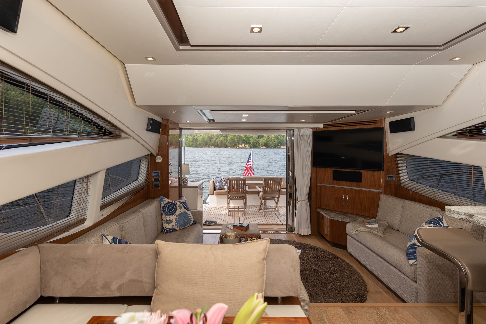 2018 Sea Ray L 650 FLY - 6