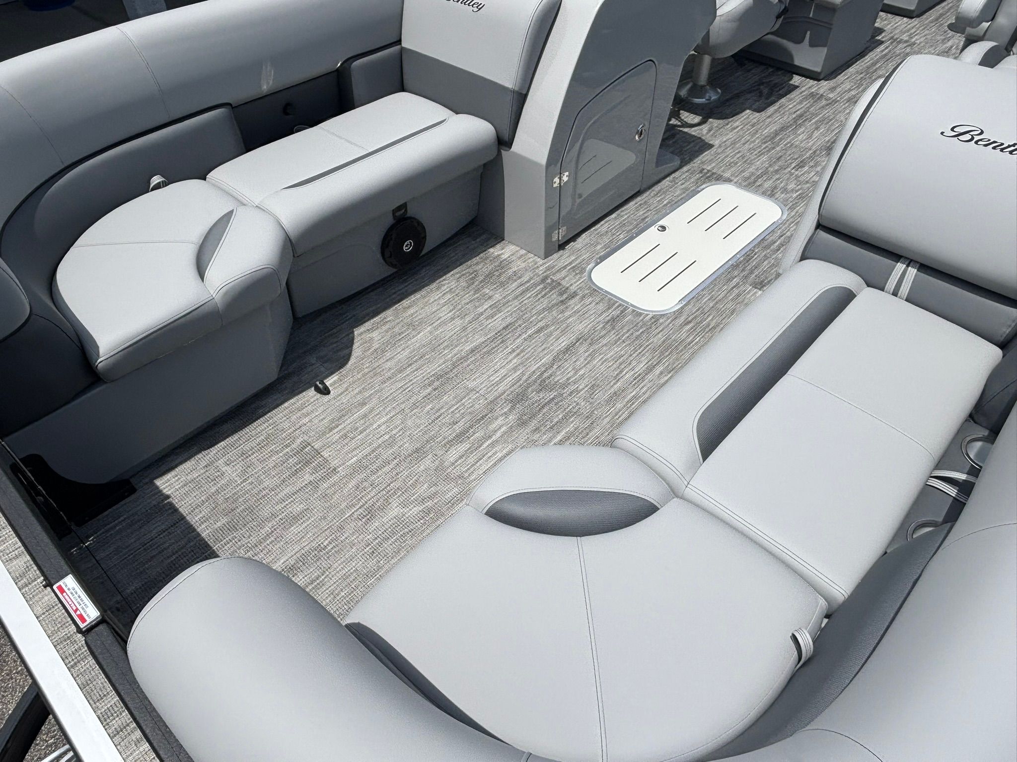 2027 Bentley Pontoons 223 LEGACY QSB - 6