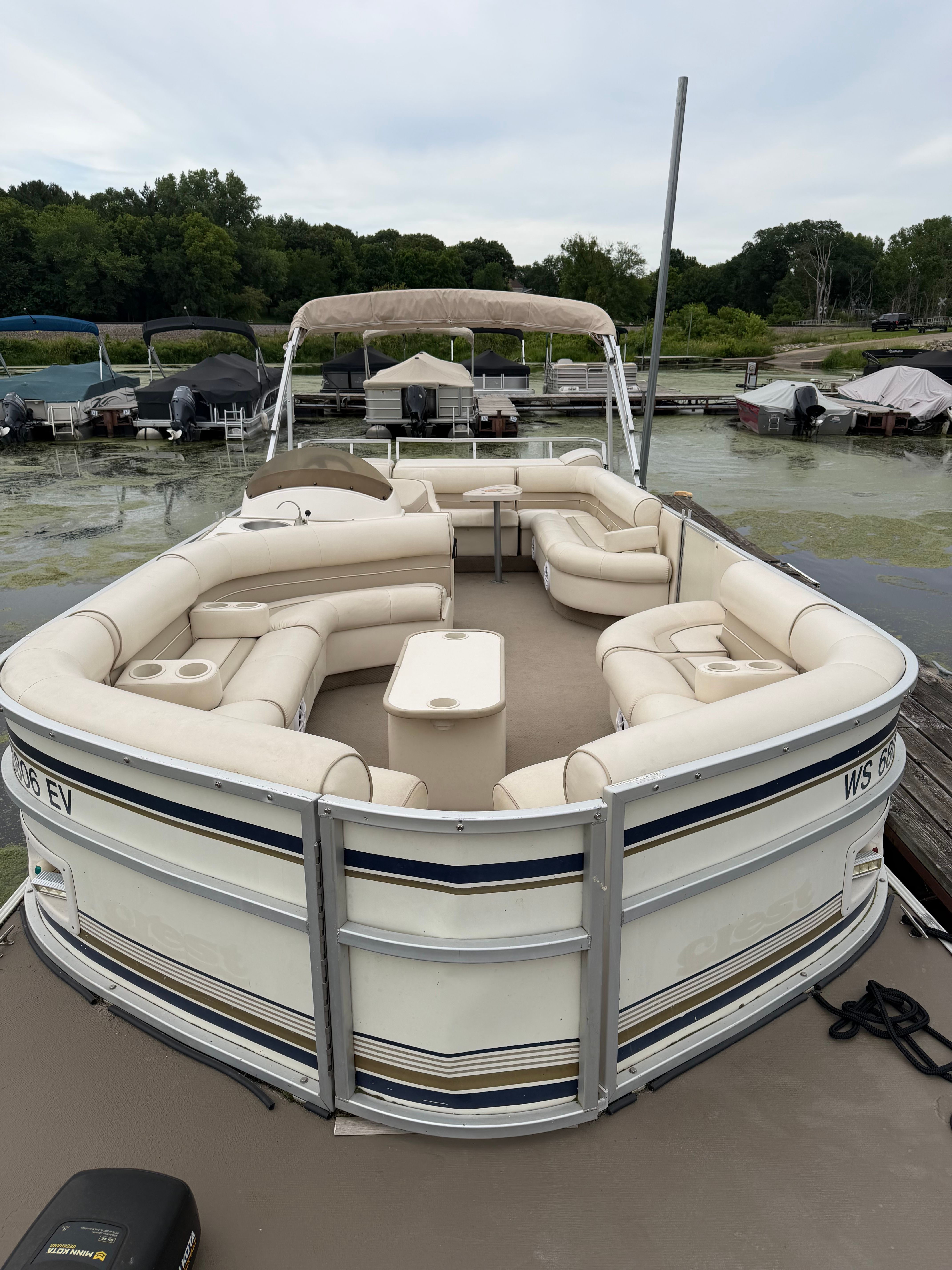 2000 Crest Grand Caribbean