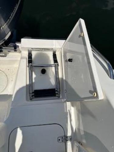 2011 Pursuit C 280 Center Console - 8